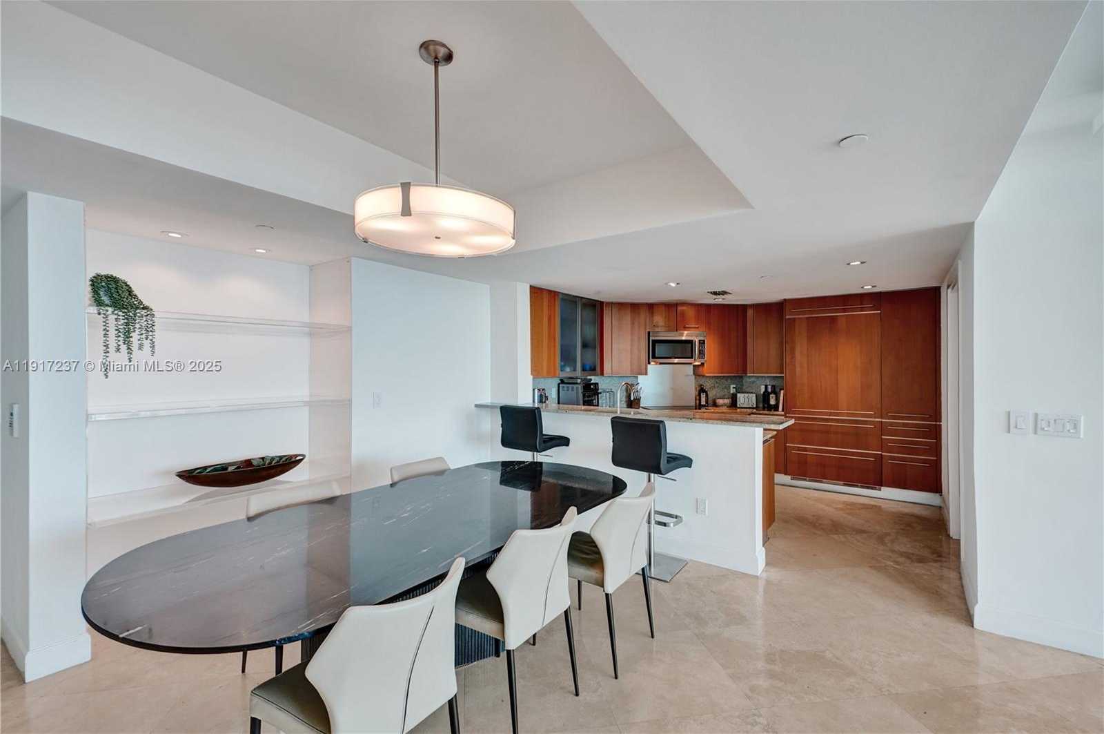 Small Image of 2627 SOUTH BAYSHORE DR #1806, Miami Number 6