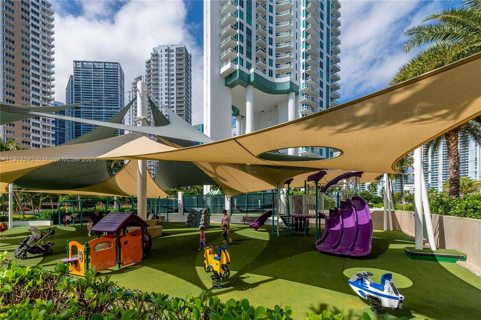 Small Image of 801 BRICKELL KEY BLVD #3211, Miami Number 17