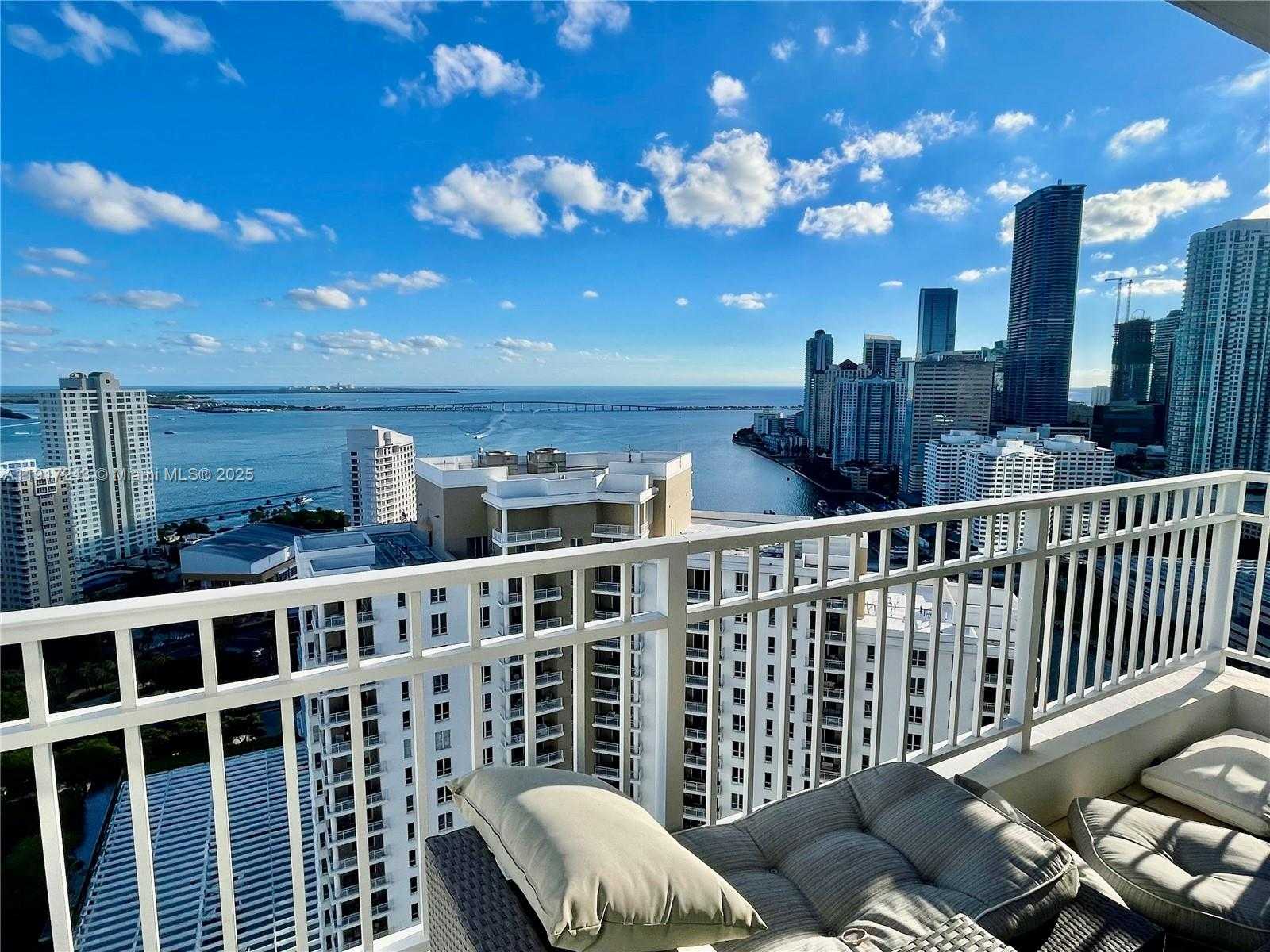 Small Image of 801 BRICKELL KEY BLVD #3211, Miami Number 3
