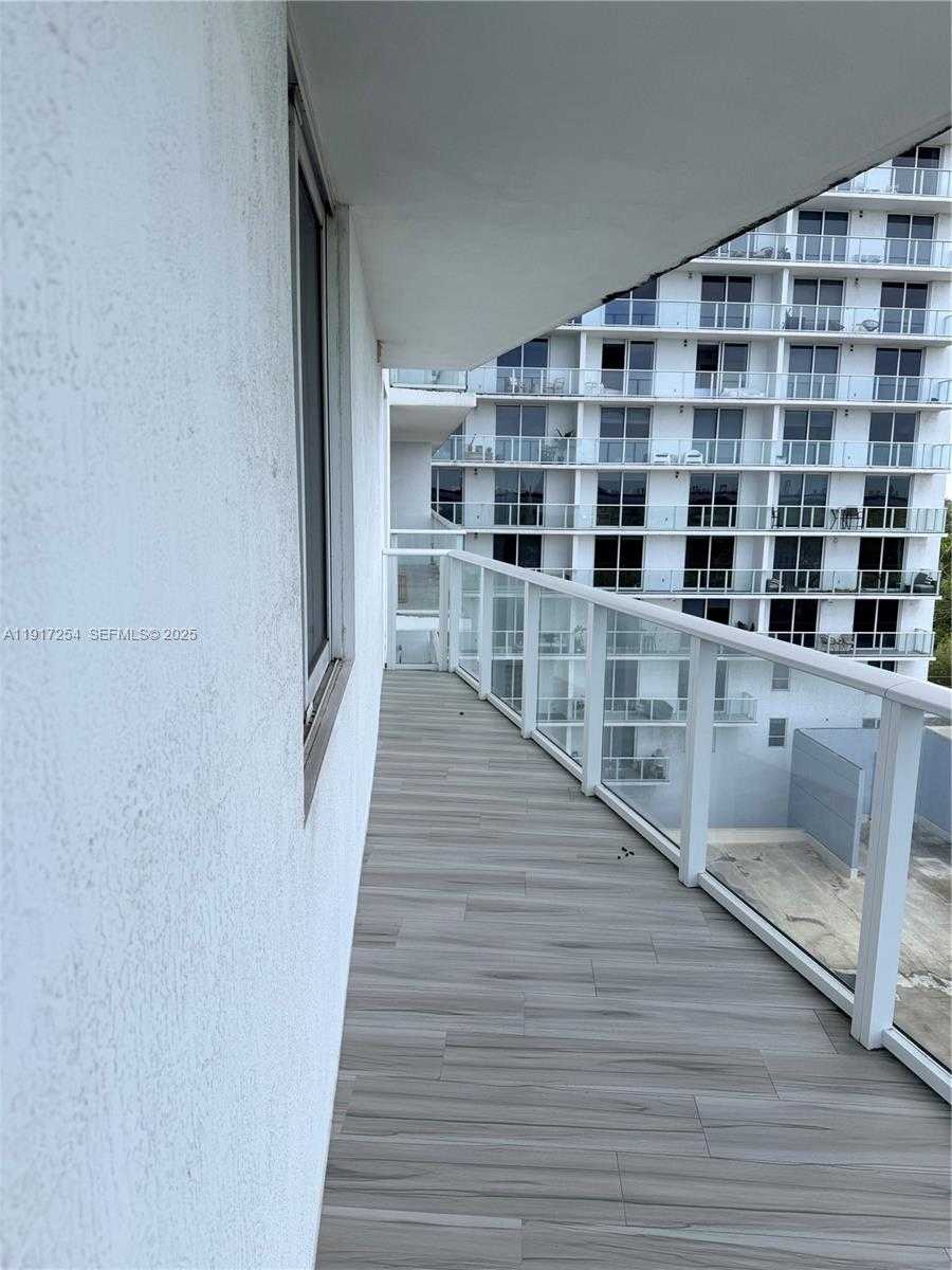 Small Image of 4250 BISCAYNE BLVD #902, Miami Number 23