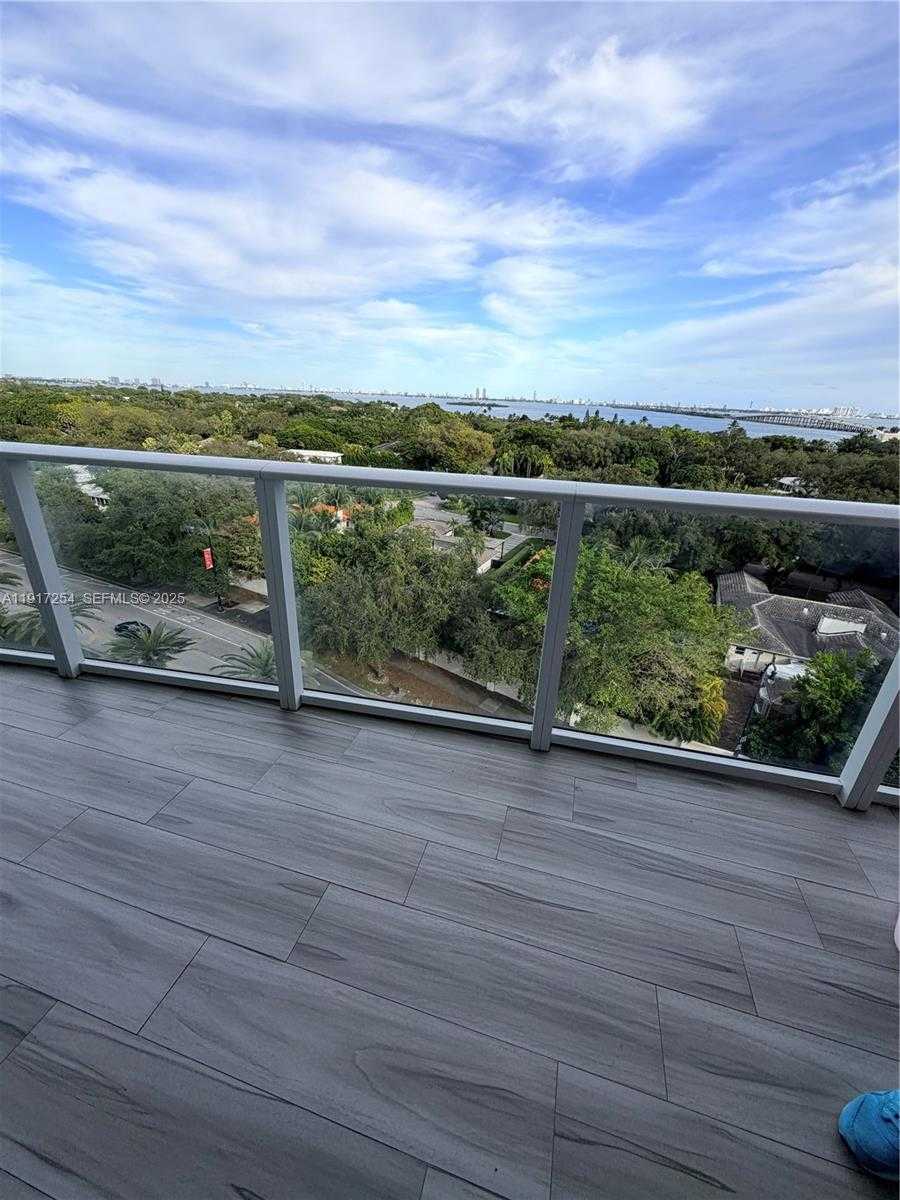 Small Image of 4250 BISCAYNE BLVD #902, Miami Number 3