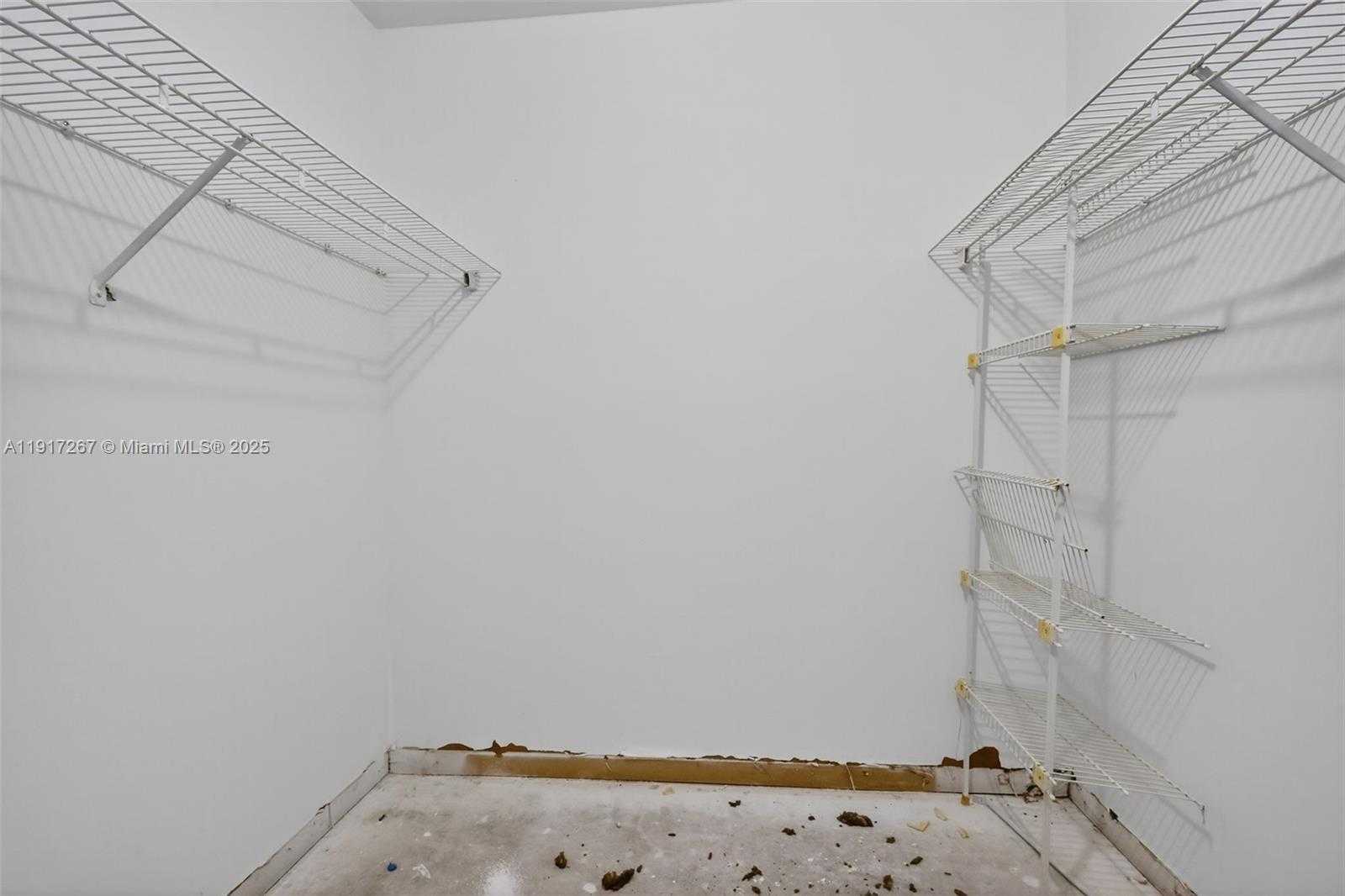 Small Image of 11053 SOUTH WEST 113TH PL, Miami Number 14