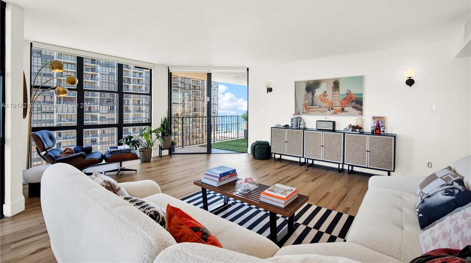 Small Image of 1915 BRICKELL AVE #C1101, Miami Number 2