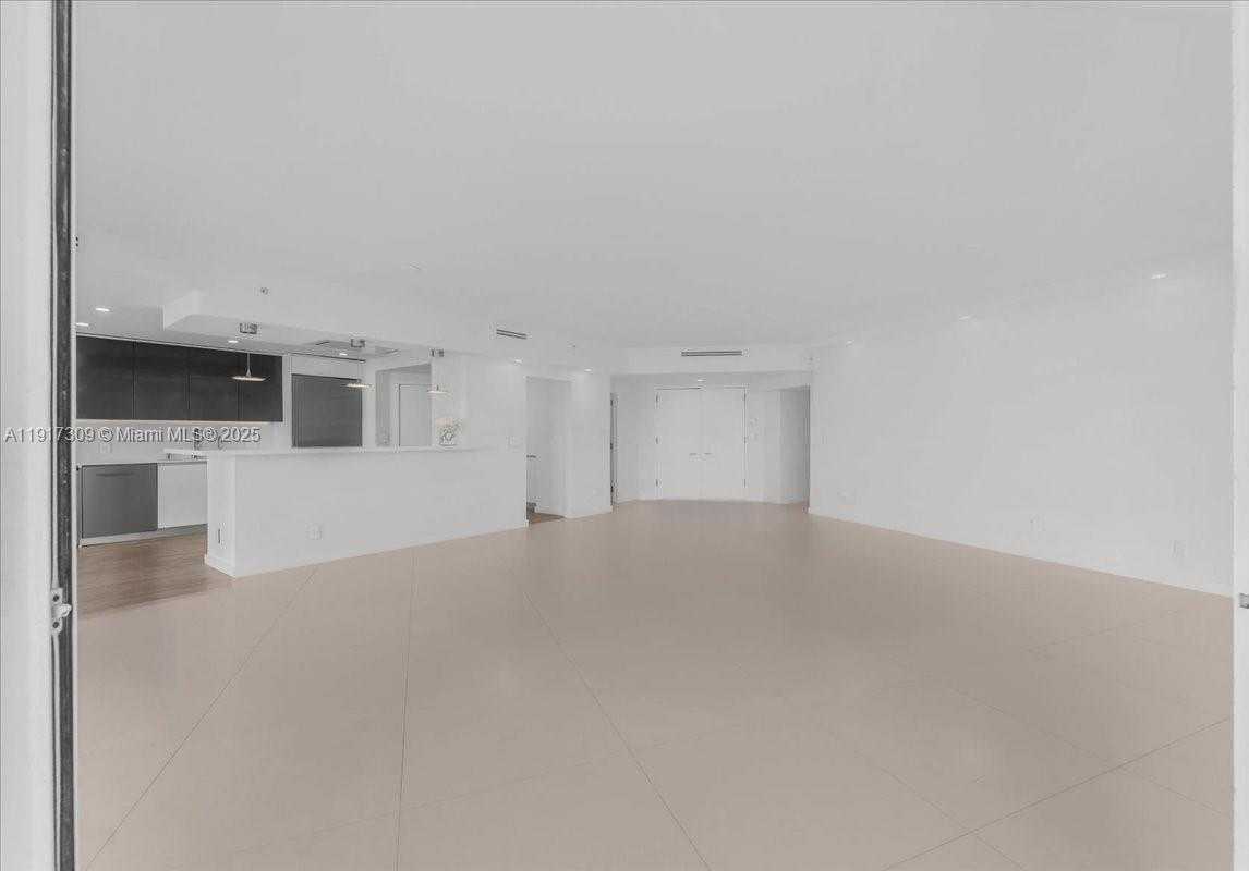 Small Image of 2127 BRICKELL AVE #1701, Miami Number 13