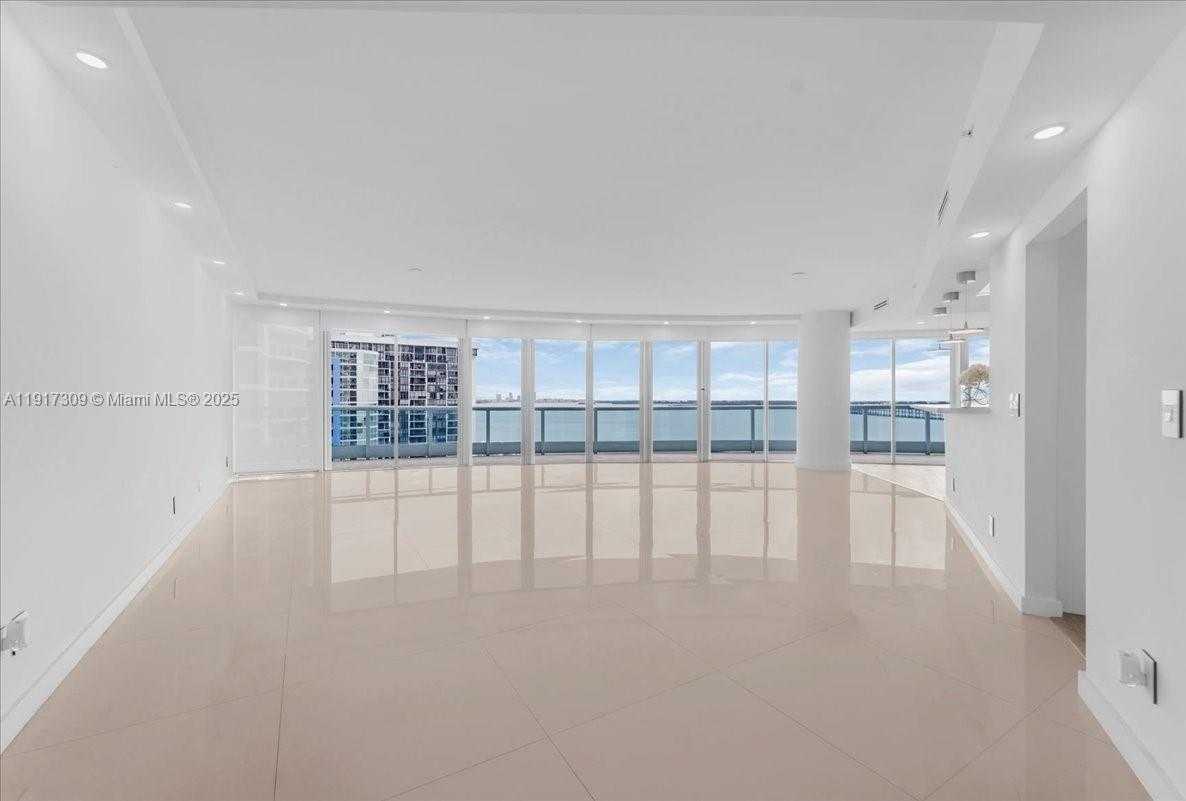 Small Image of 2127 BRICKELL AVE #1701, Miami Number 2