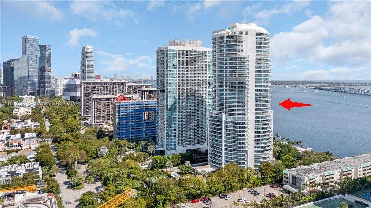 Small Image of 2127 BRICKELL AVE #1701, Miami Number 3