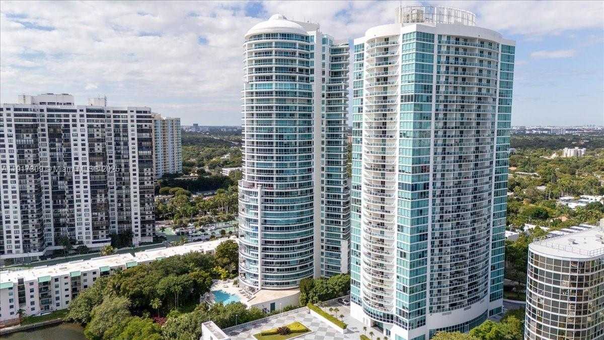Small Image of 2127 BRICKELL AVE #1701, Miami Number 86