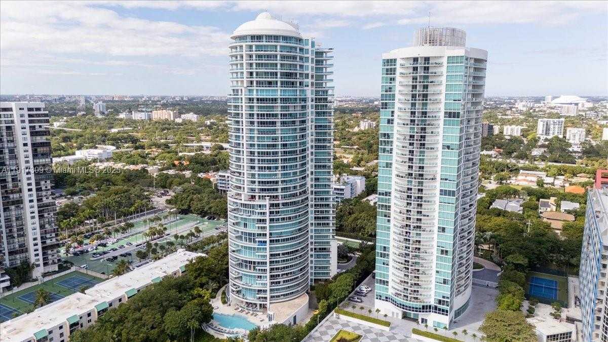 Small Image of 2127 BRICKELL AVE #1701, Miami Number 87