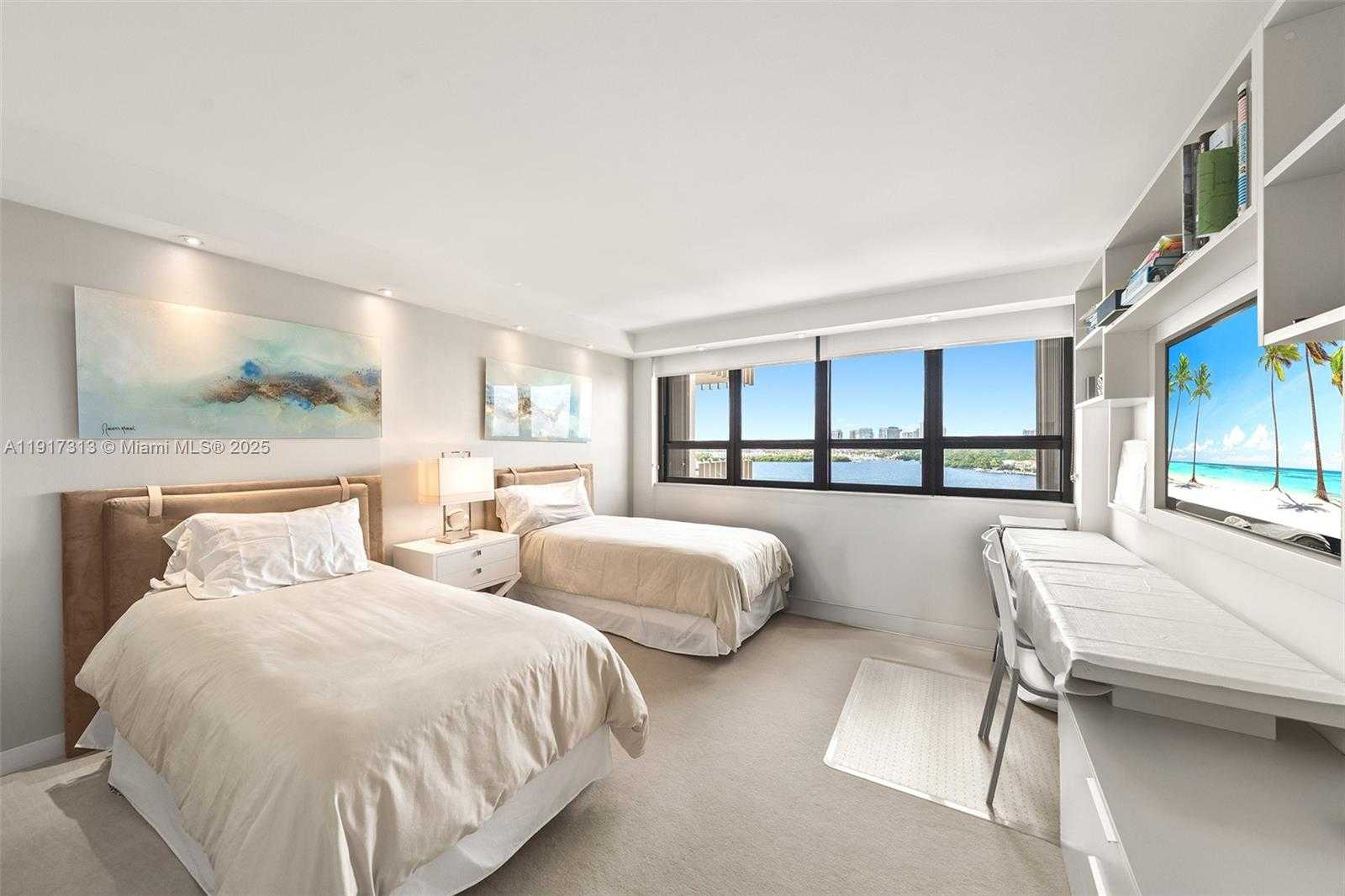 Small Image of 1 GROVE ISLE DR #A910, Miami Number 24