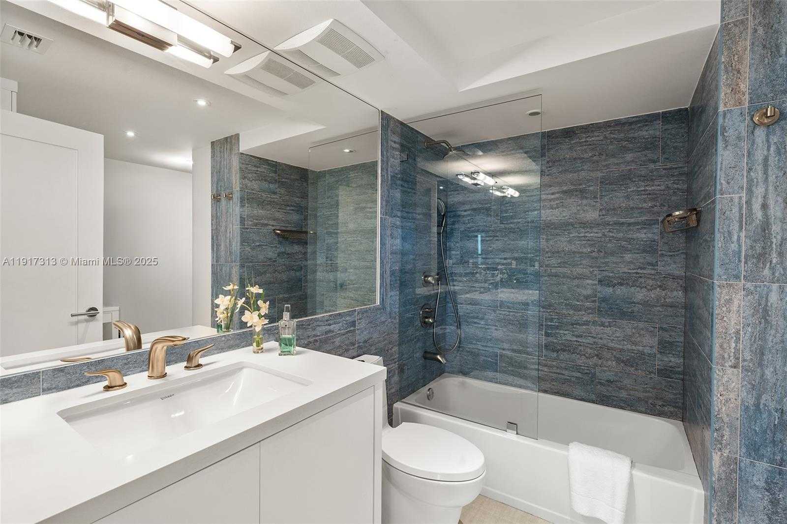 Small Image of 1 GROVE ISLE DR #A910, Miami Number 26