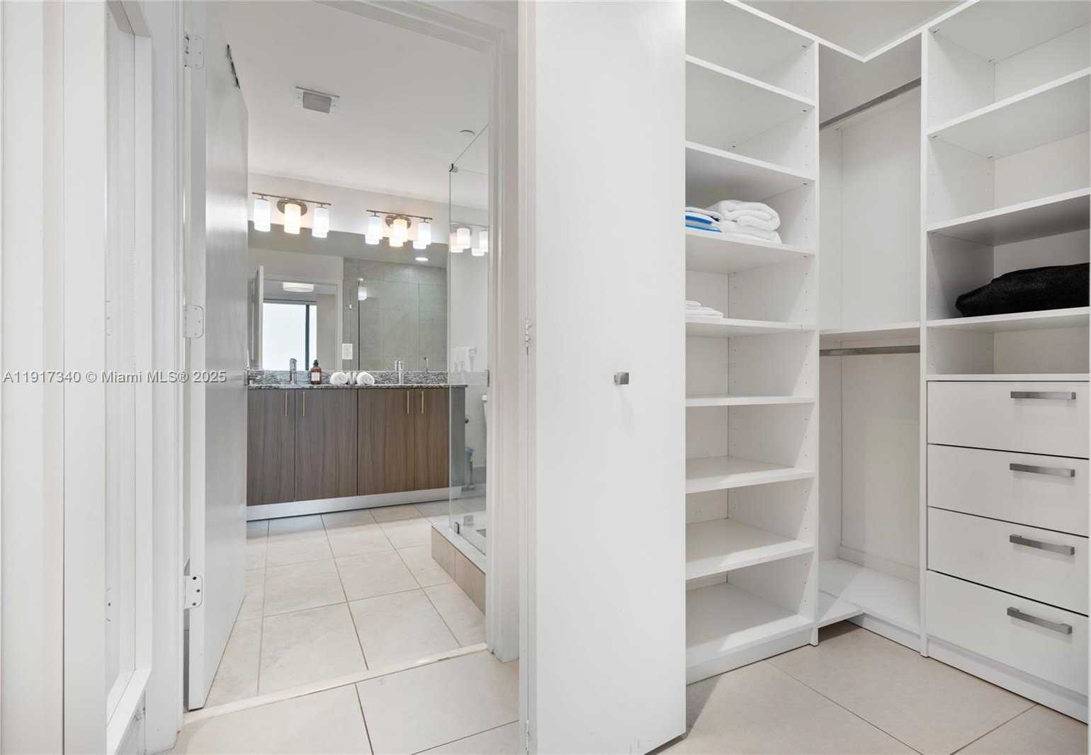 Small Image of 5350 NORTH WEST 84TH AVE #909, Doral Number 19