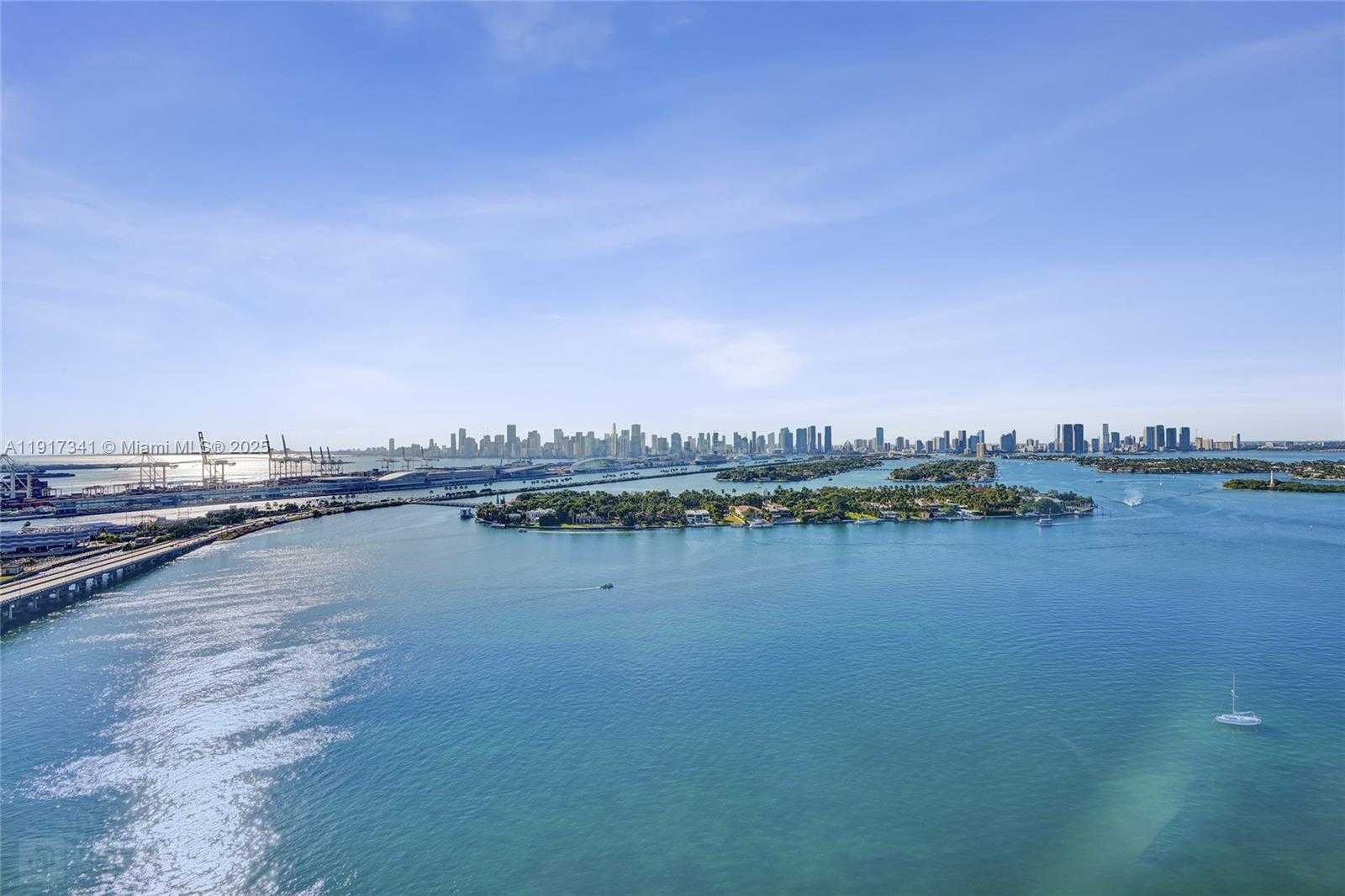 Small Image of 650 WEST AVE #PH01, Miami Beach Number 24