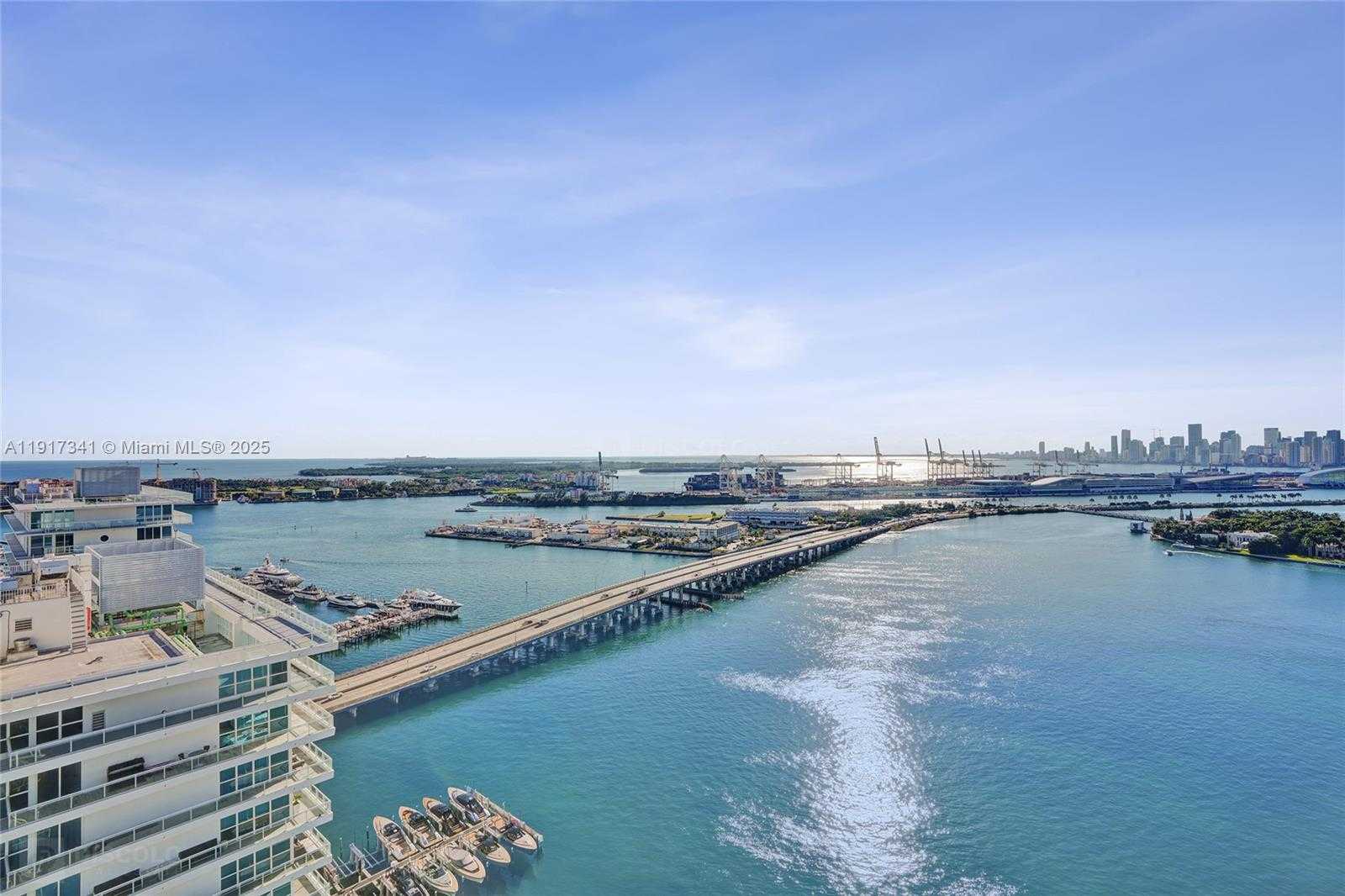 Small Image of 650 WEST AVE #PH01, Miami Beach Number 28