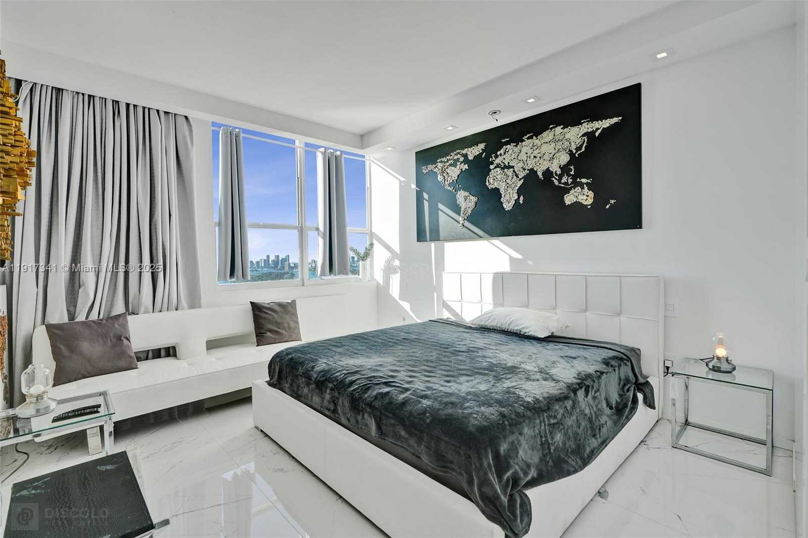 Small Image of 650 WEST AVE #PH01, Miami Beach Number 34