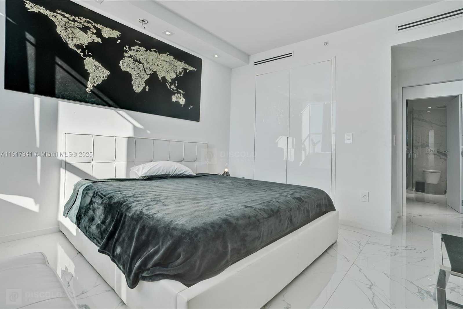 Small Image of 650 WEST AVE #PH01, Miami Beach Number 36