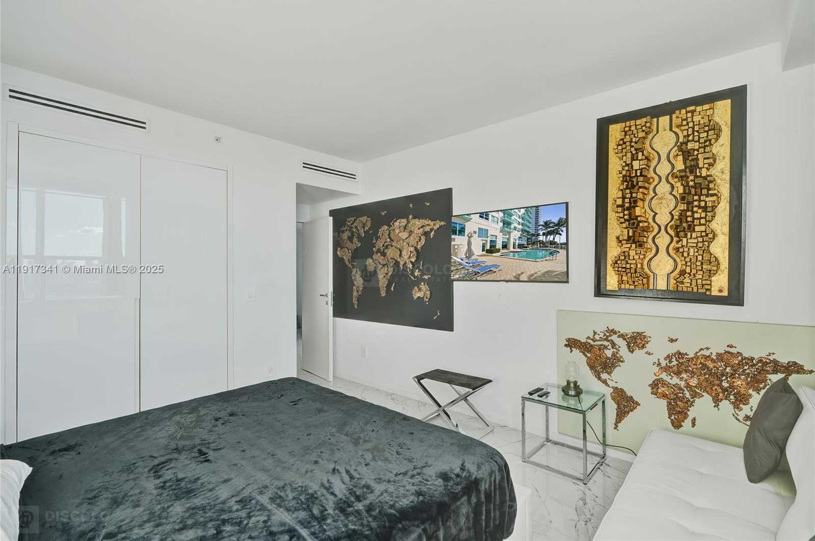 Small Image of 650 WEST AVE #PH01, Miami Beach Number 37