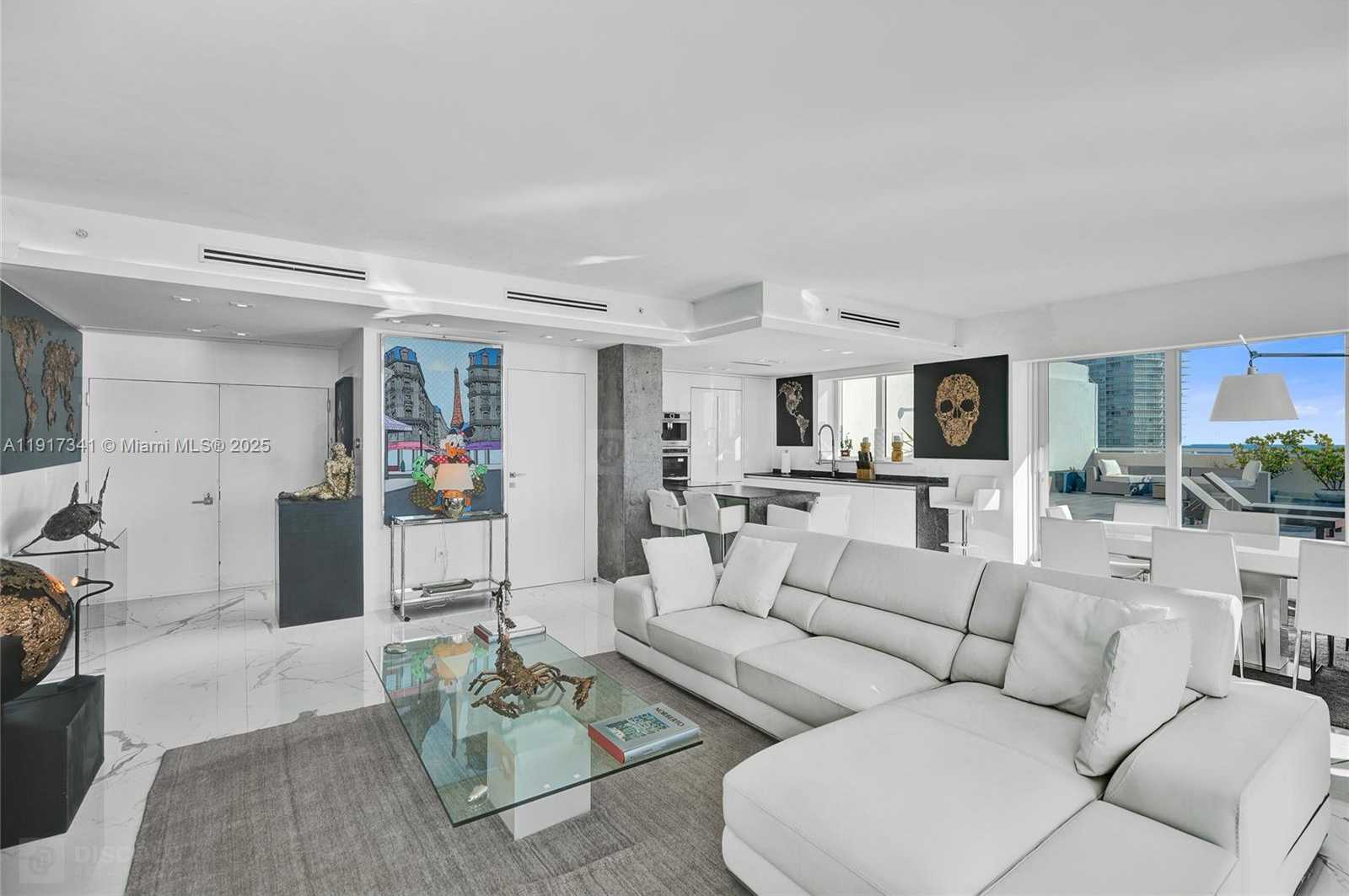 Small Image of 650 WEST AVE #PH01, Miami Beach Number 4