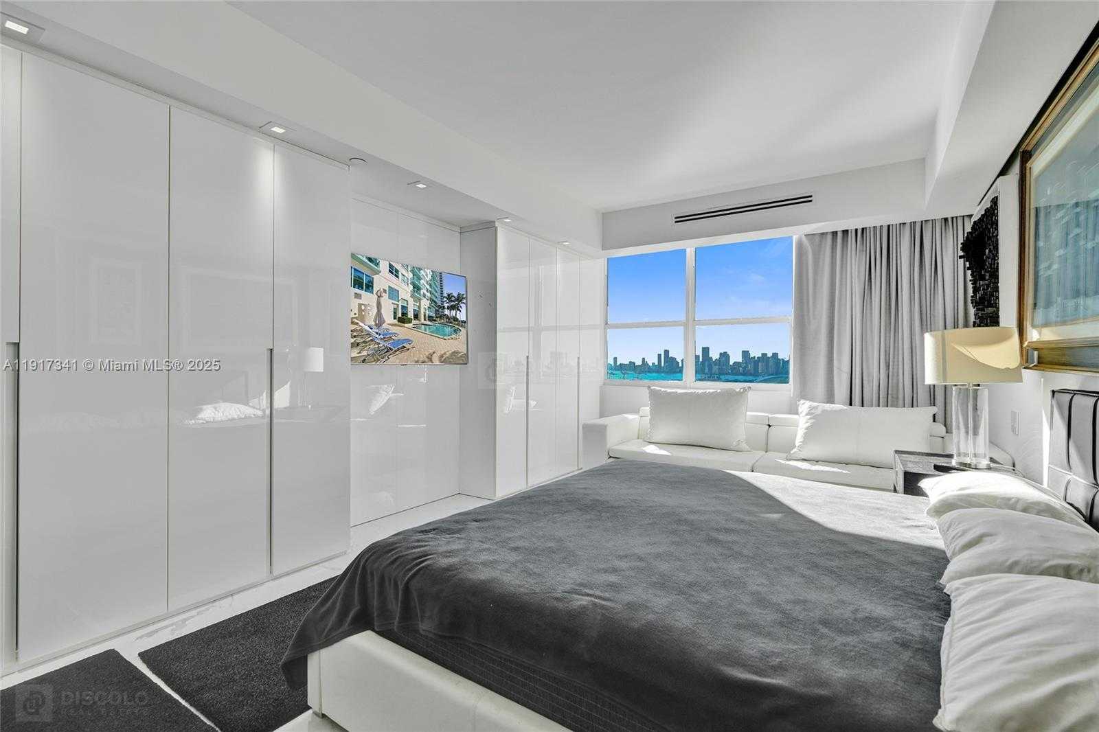 Small Image of 650 WEST AVE #PH01, Miami Beach Number 42