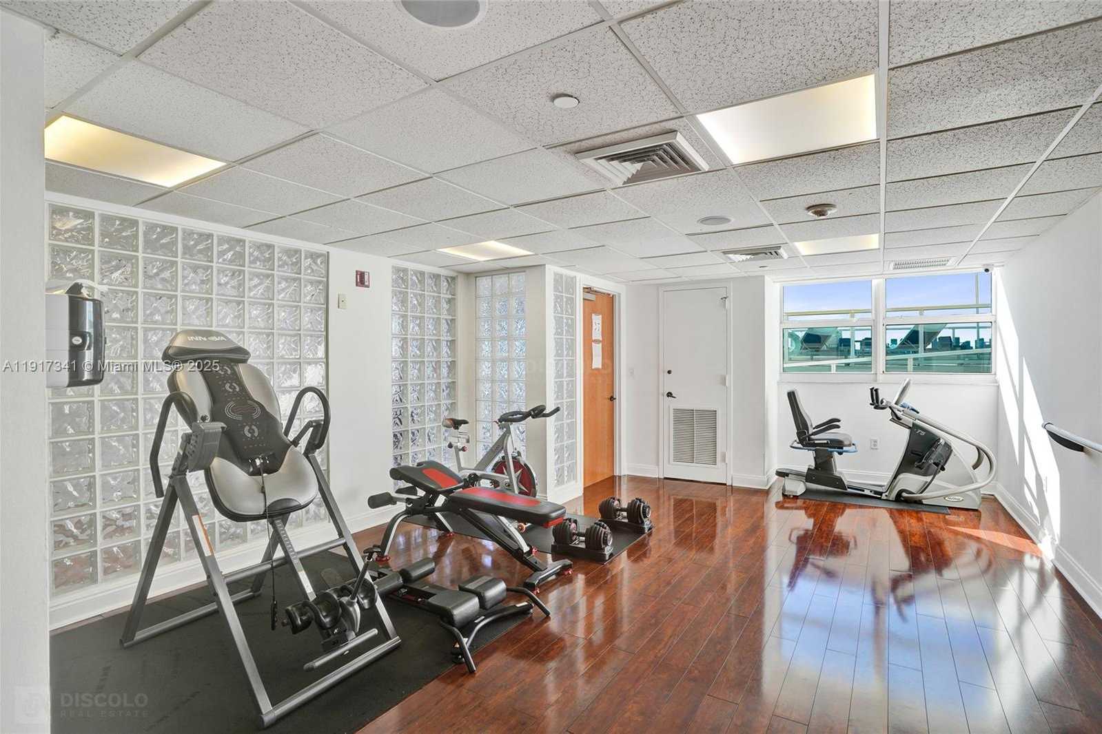 Small Image of 650 WEST AVE #PH01, Miami Beach Number 61