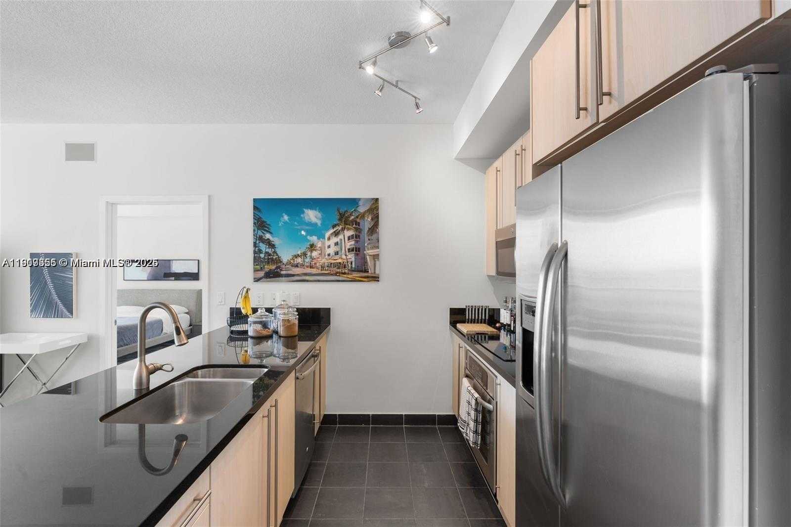 Small Image of 79 SOUTH WEST 12TH ST #2204-S, Miami Number 6