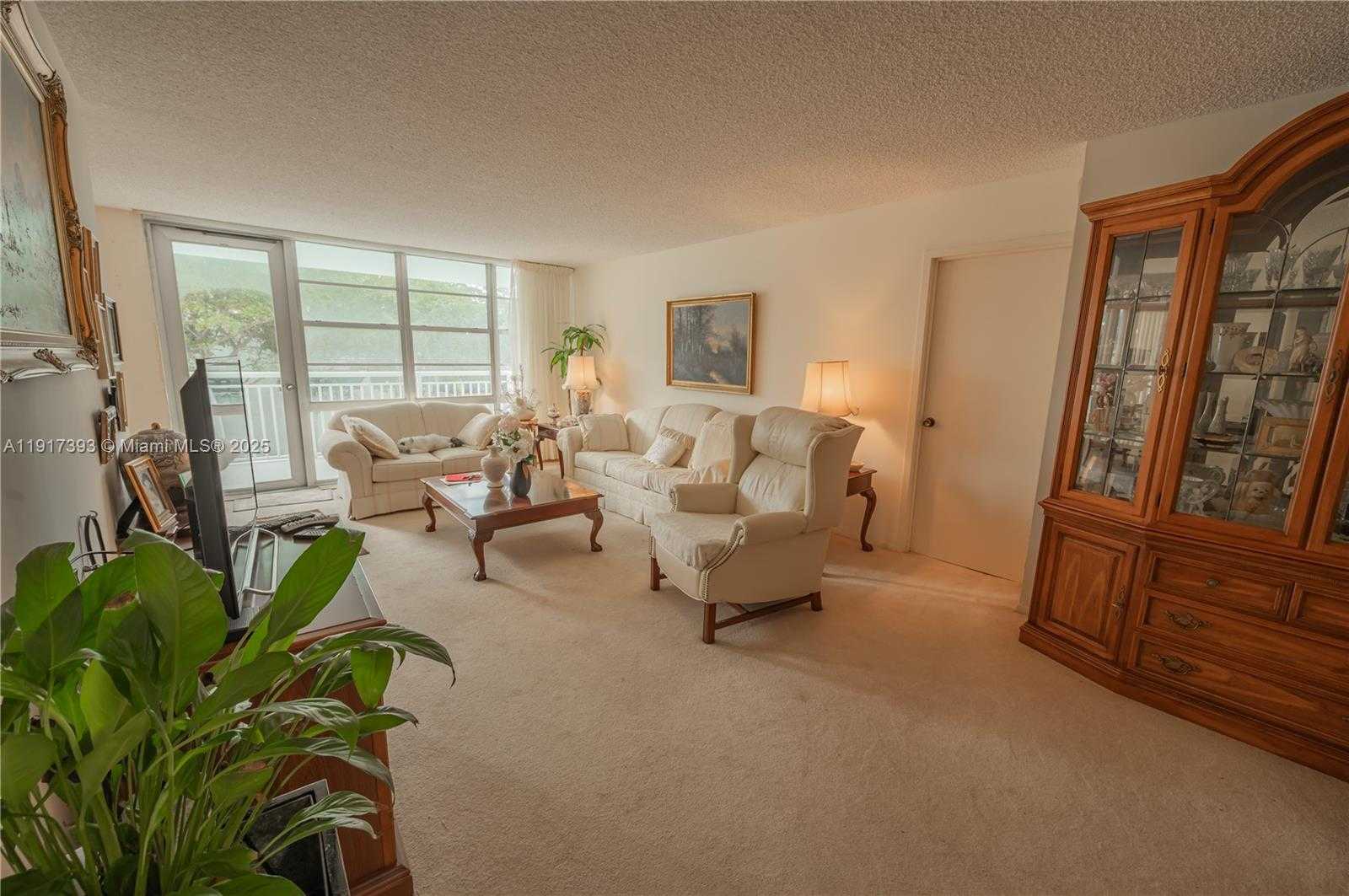 Small Image of 301 174TH ST #309, Sunny Isles Beach Number 12