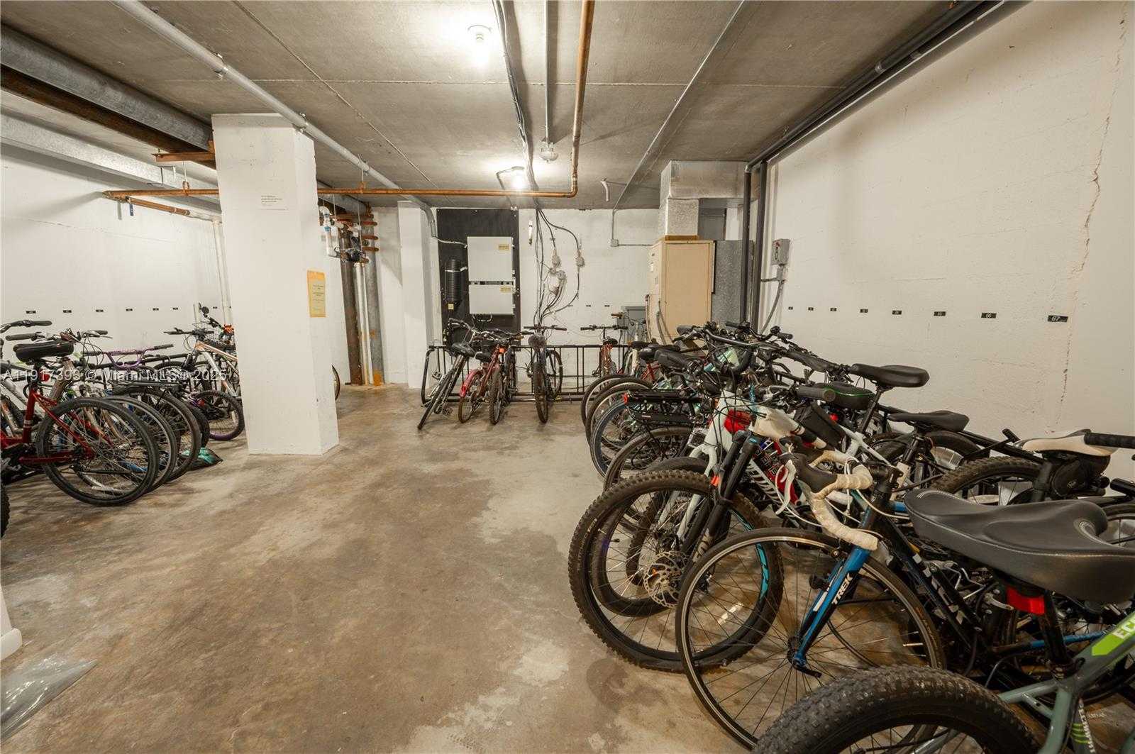 Small Image of 301 174TH ST #309, Sunny Isles Beach Number 32