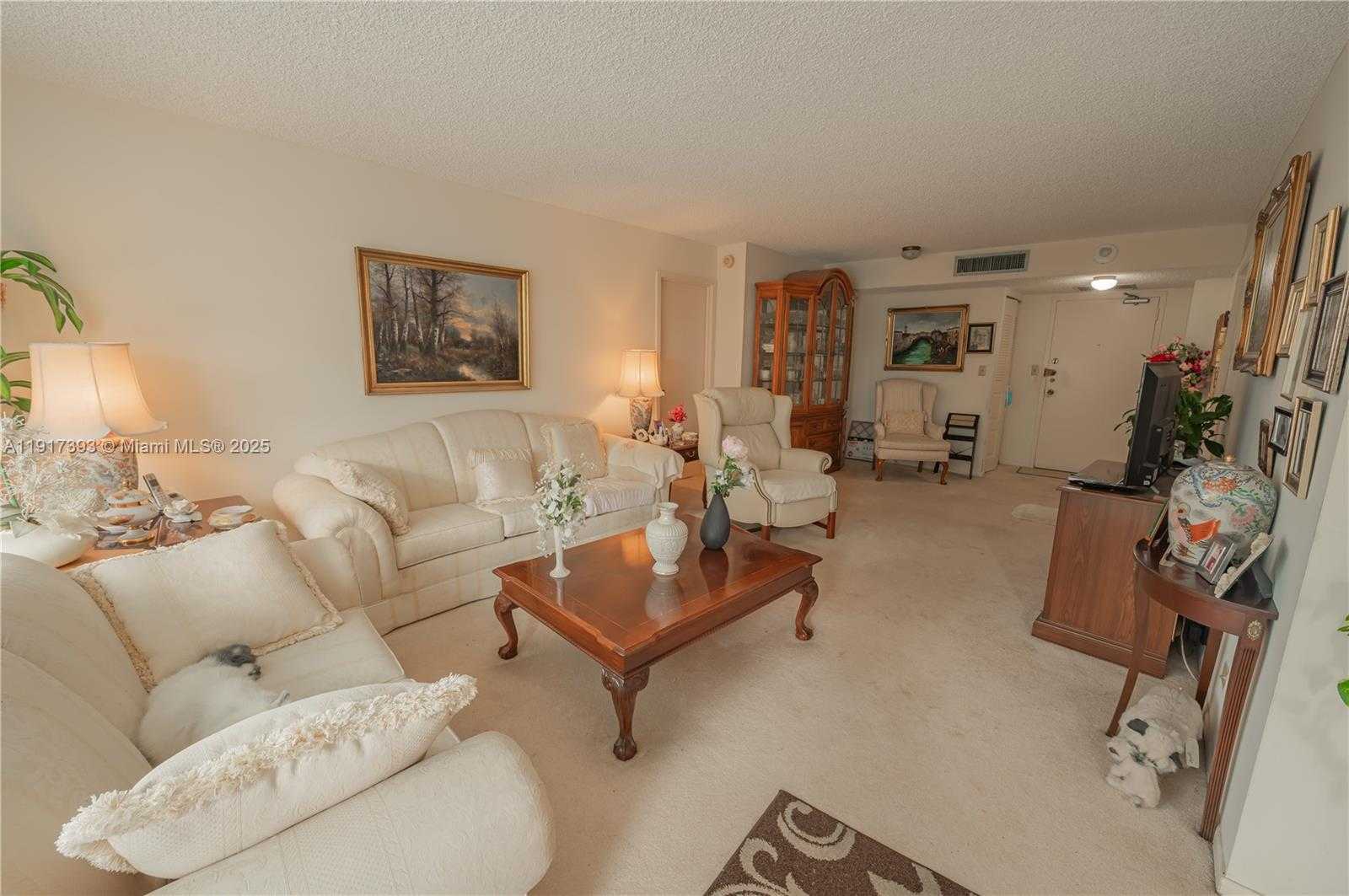 Small Image of 301 174TH ST #309, Sunny Isles Beach Number 6