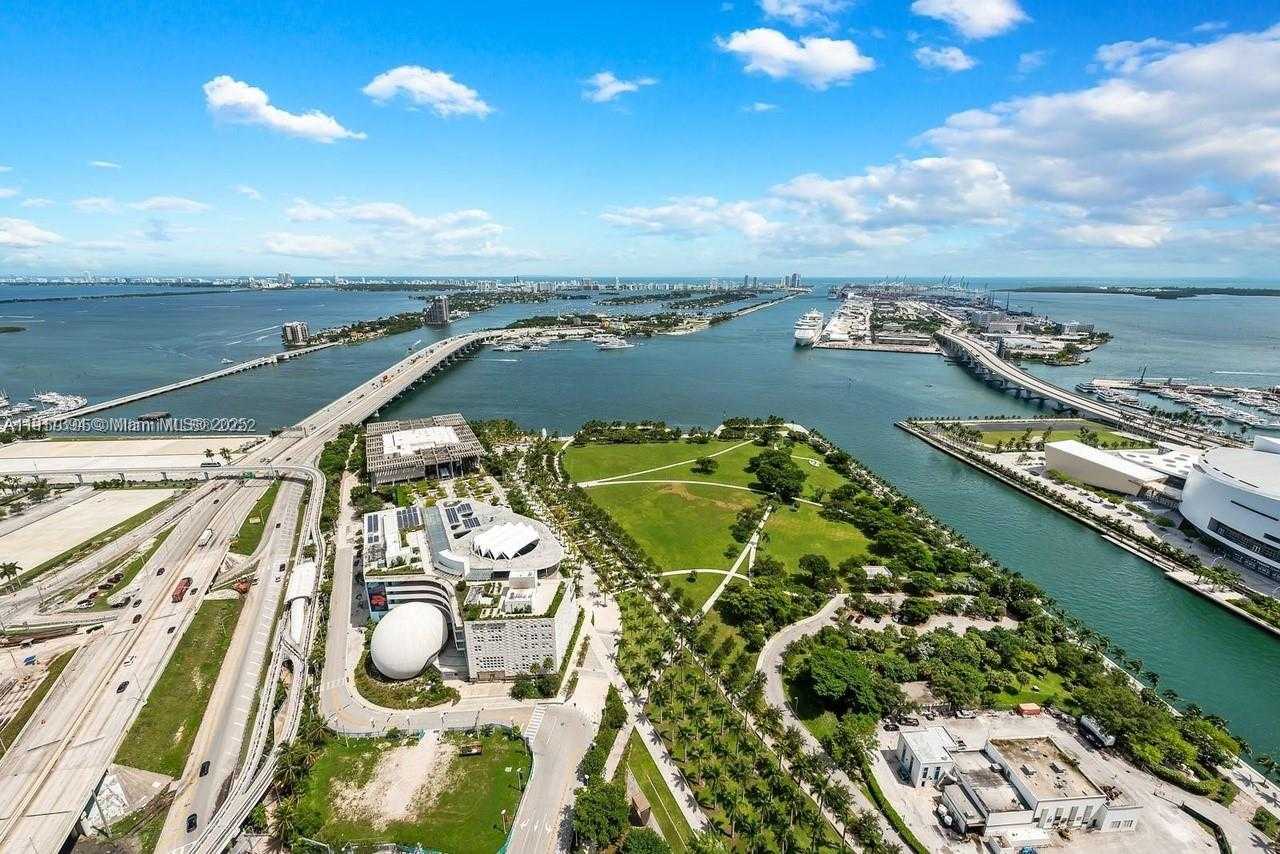 Small Image of 1040 BISCAYNE BLVD #4403, Miami Number 28