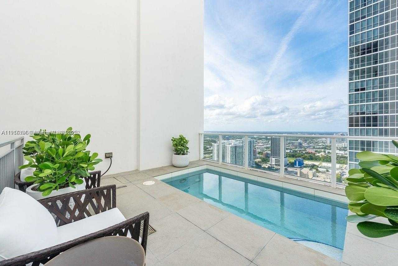 Small Image of 1040 BISCAYNE BLVD #4403, Miami Number 31