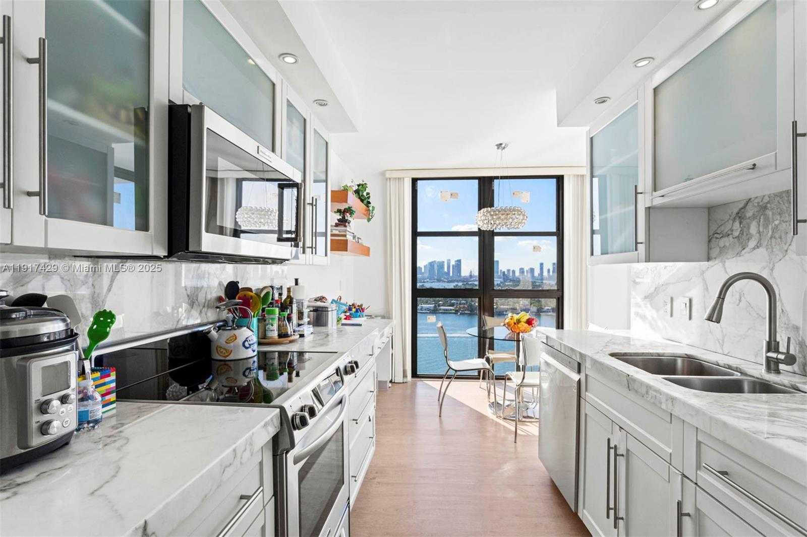 Small Image of 9 ISLAND AVE #2006, Miami Beach Number 11