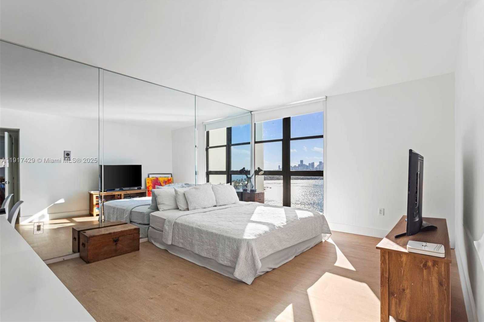 Small Image of 9 ISLAND AVE #2006, Miami Beach Number 16