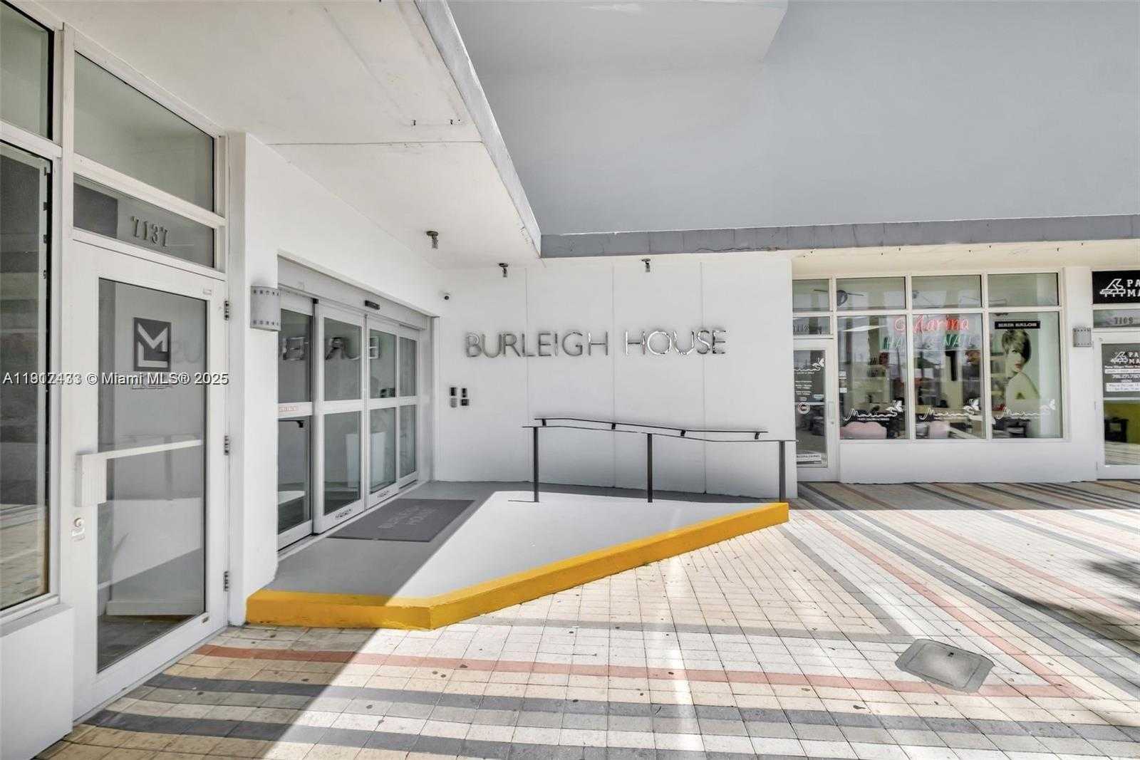 Small Image of 7135 COLLINS AVE #1614, Miami Beach Number 32