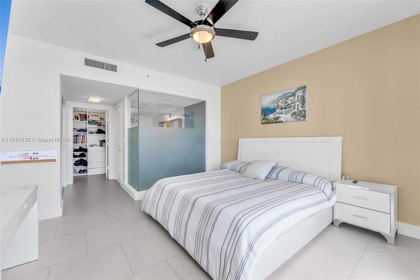 Small Image of 92 SOUTH WEST 3RD ST #3611, Miami Number 13