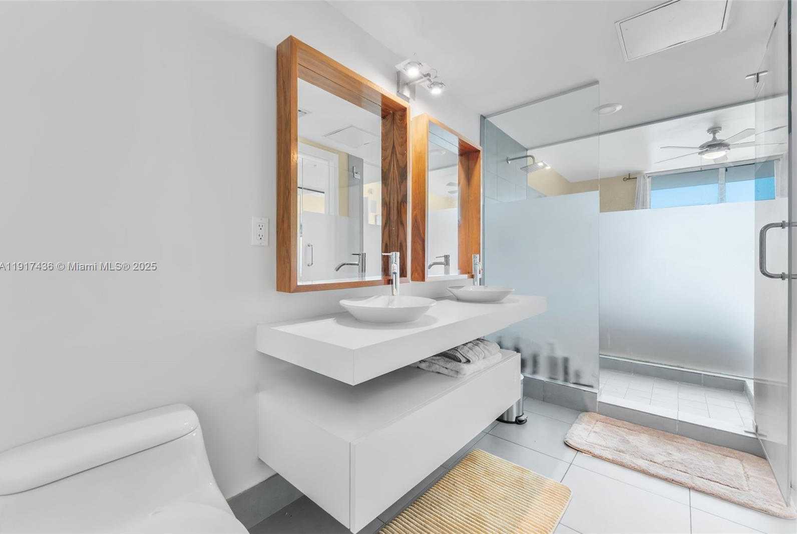 Small Image of 92 SOUTH WEST 3RD ST #3611, Miami Number 16