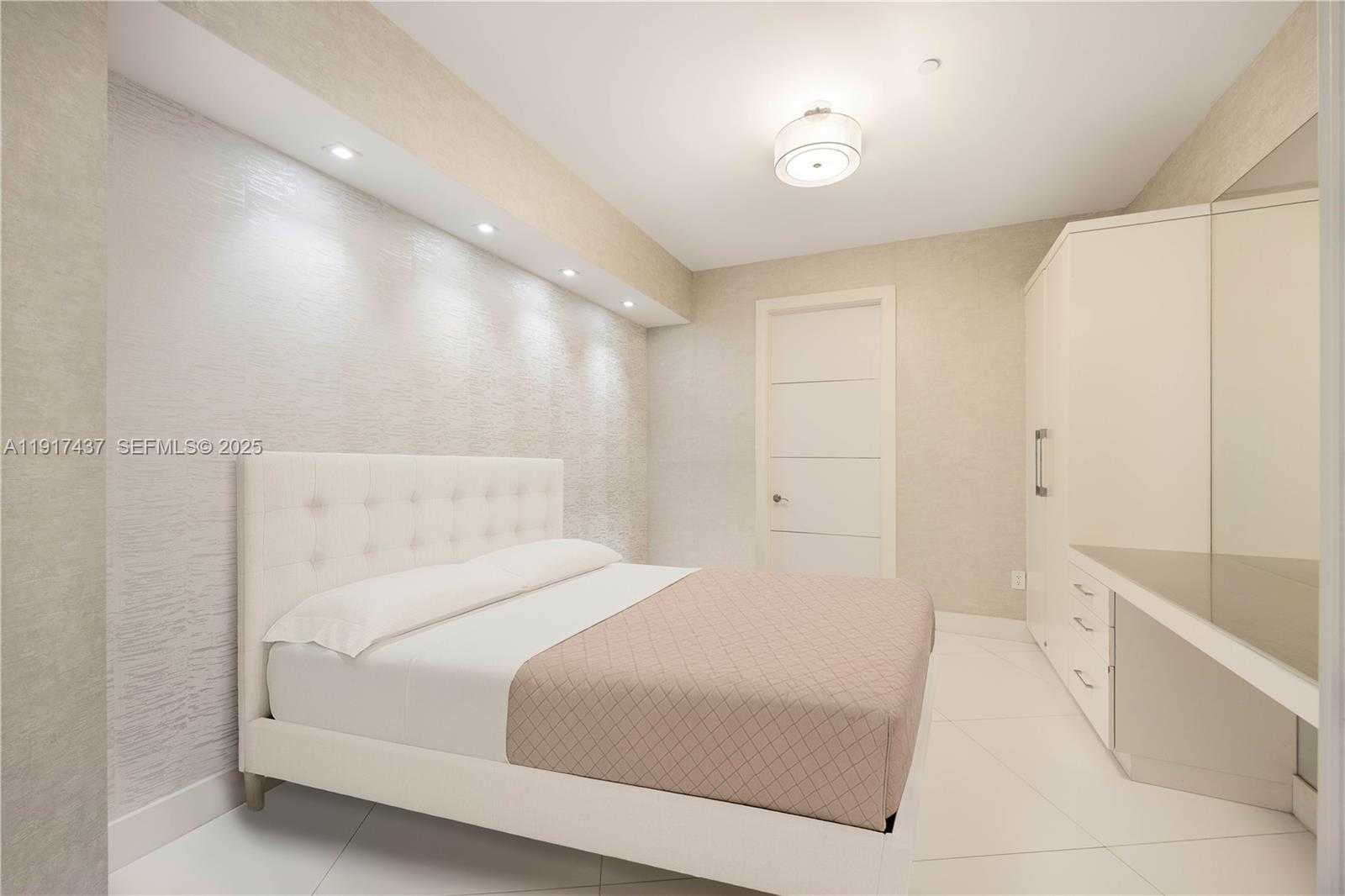 Small Image of 15811 COLLINS AVE #4107, Sunny Isles Beach Number 15