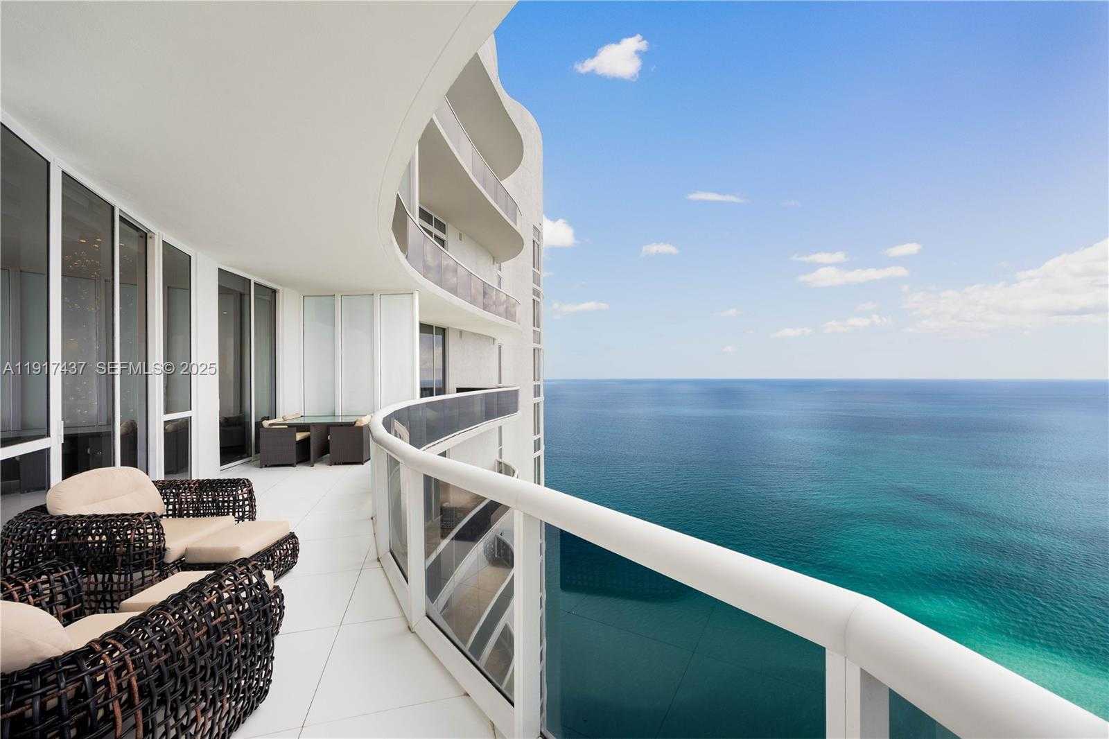 Small Image of 15811 COLLINS AVE #4107, Sunny Isles Beach Number 3