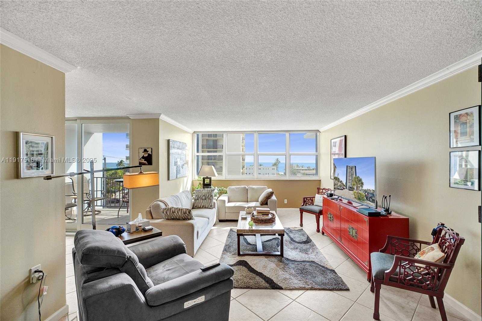 Small Image of 1400 SOUTH OCEAN DR #502, Hollywood Number 7