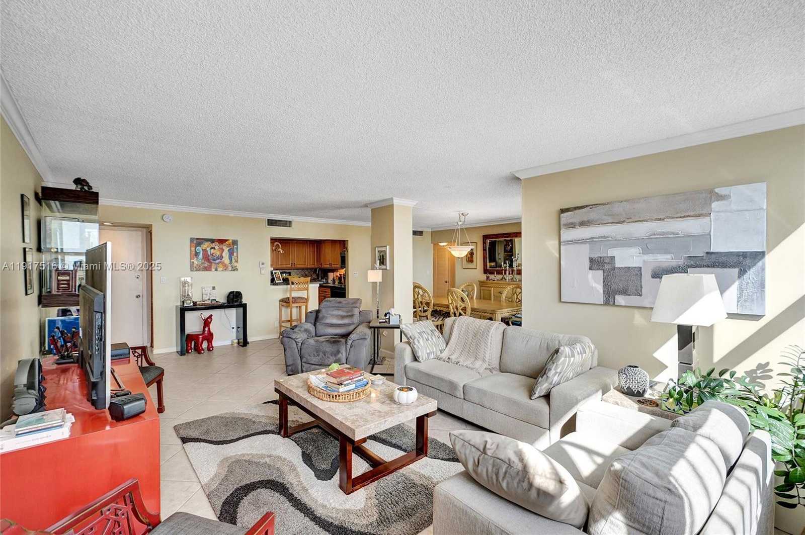 Small Image of 1400 SOUTH OCEAN DR #502, Hollywood Number 9