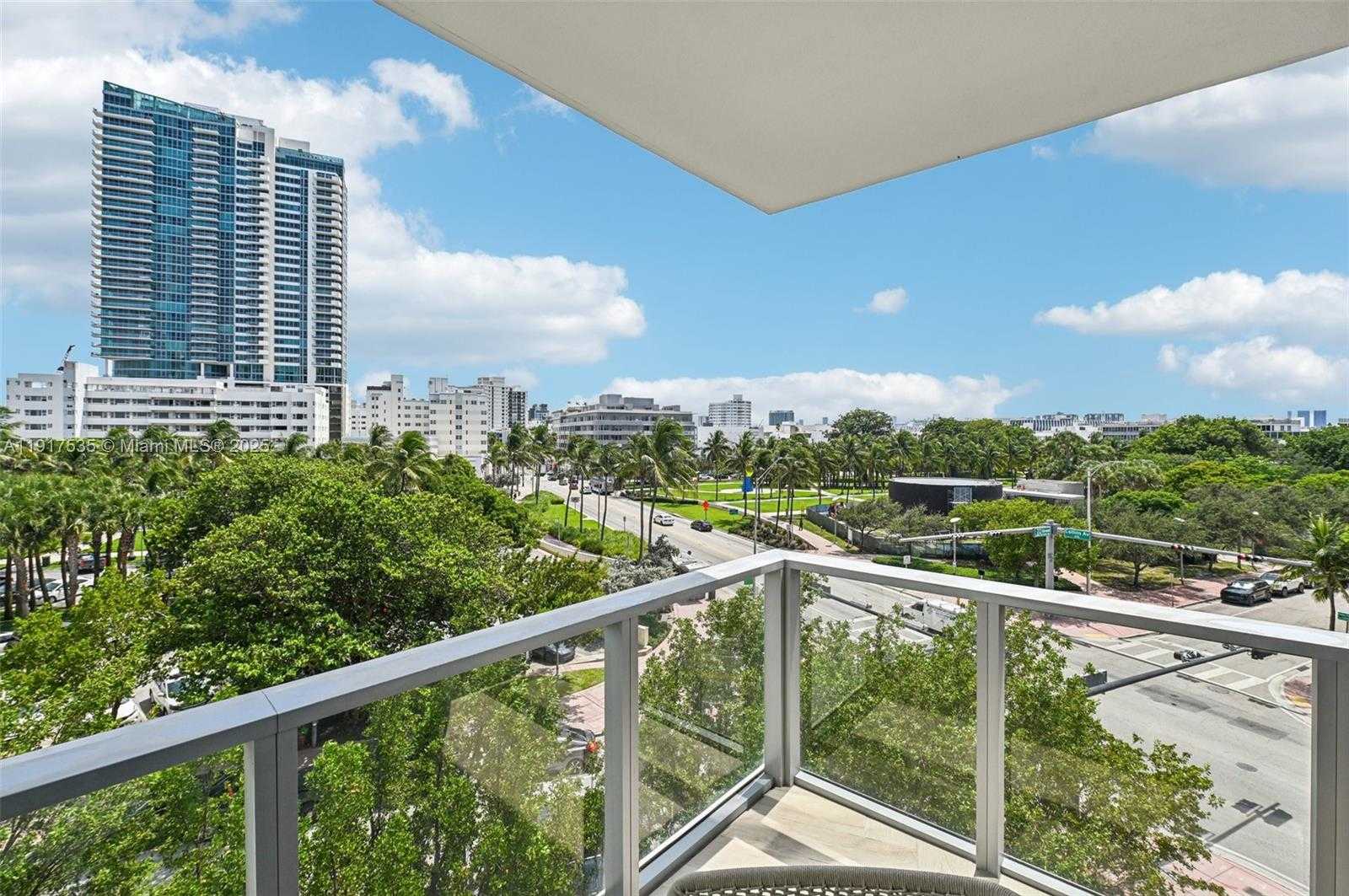 Small Image of 2201 COLLINS AVE #401, Miami Beach Number 20