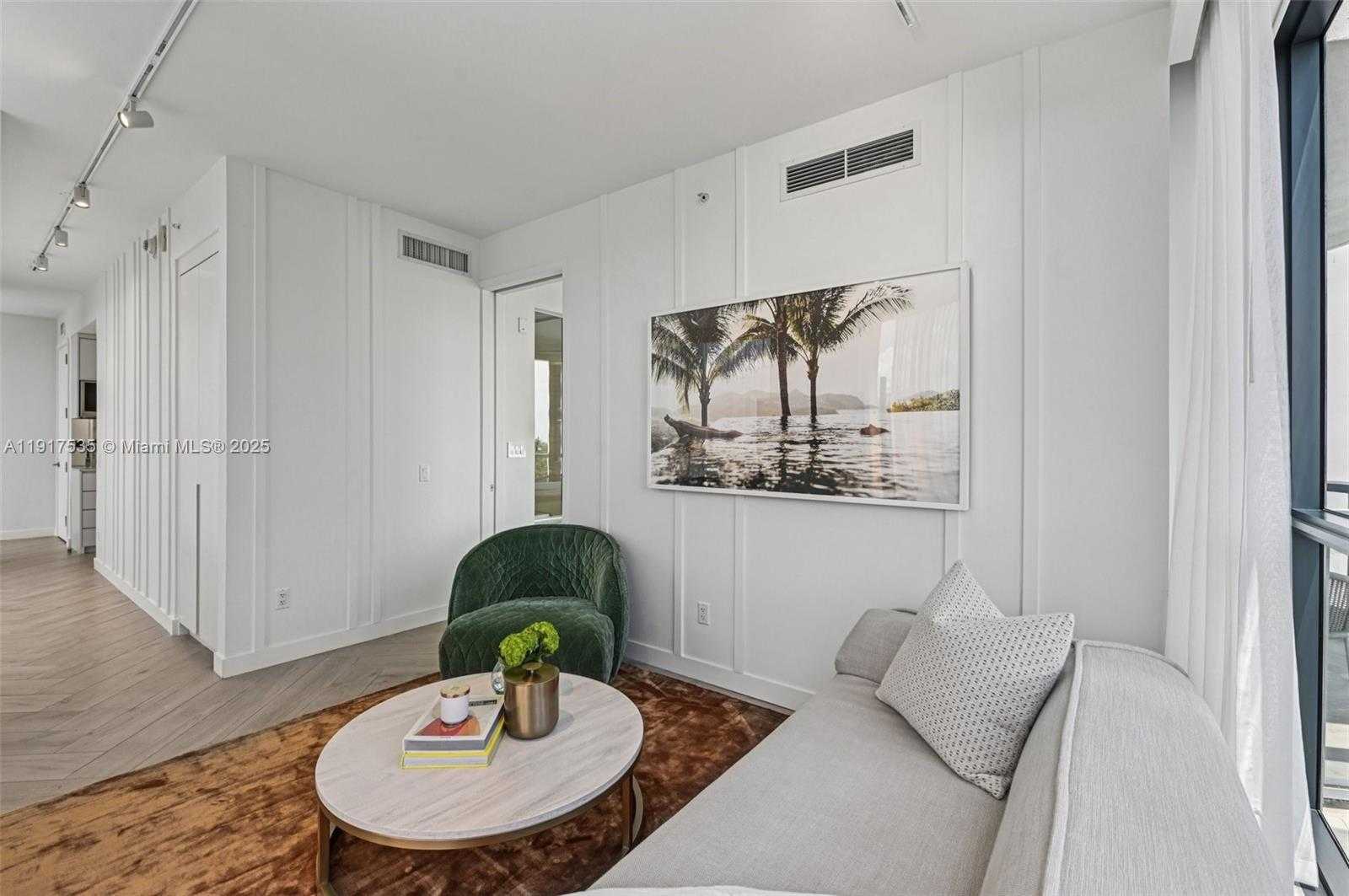 Small Image of 2201 COLLINS AVE #401, Miami Beach Number 5