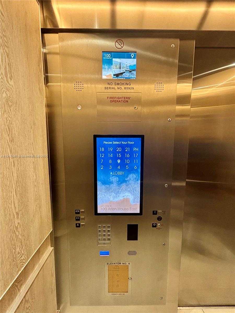 Small Image of 100 BAYVIEW DR #903, Sunny Isles Beach Number 11