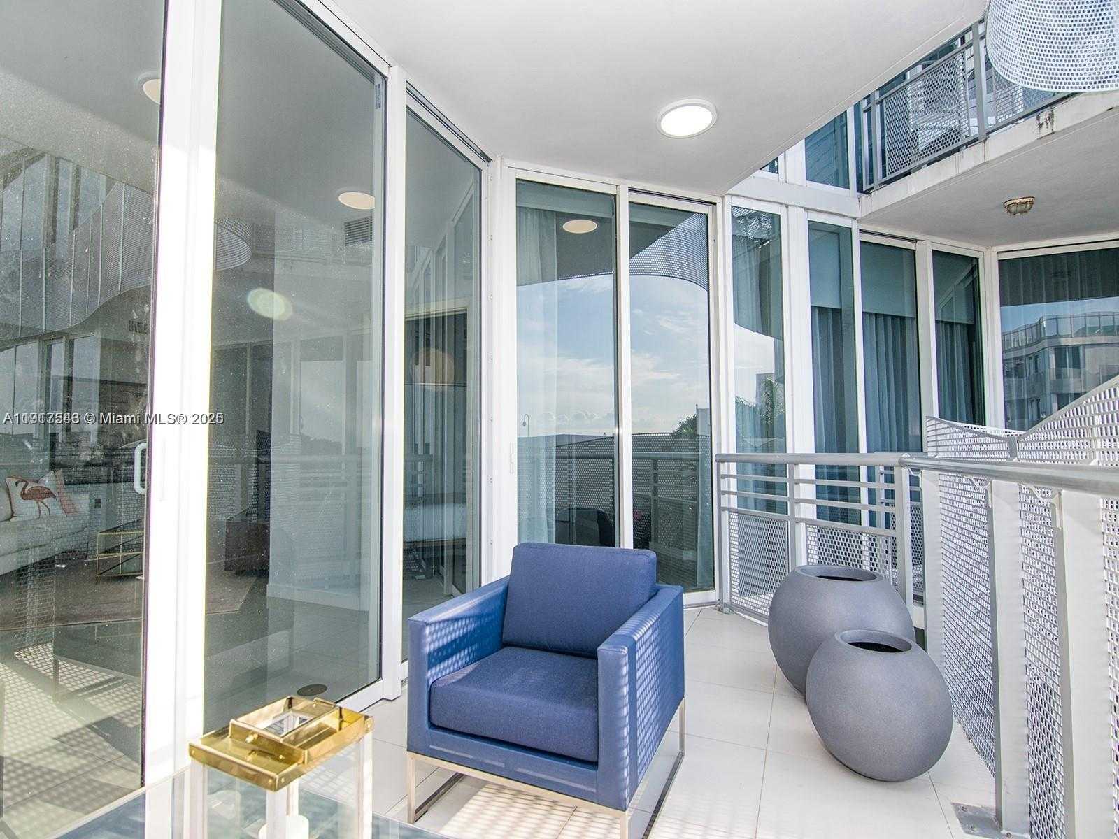 Small Image of 2100 PARK AVE #406, Miami Beach Number 16