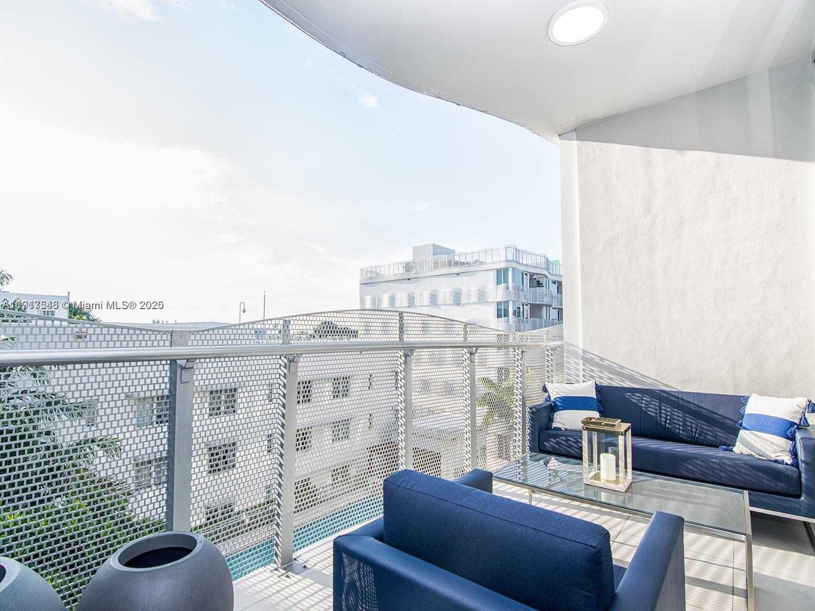 Small Image of 2100 PARK AVE #406, Miami Beach Number 18