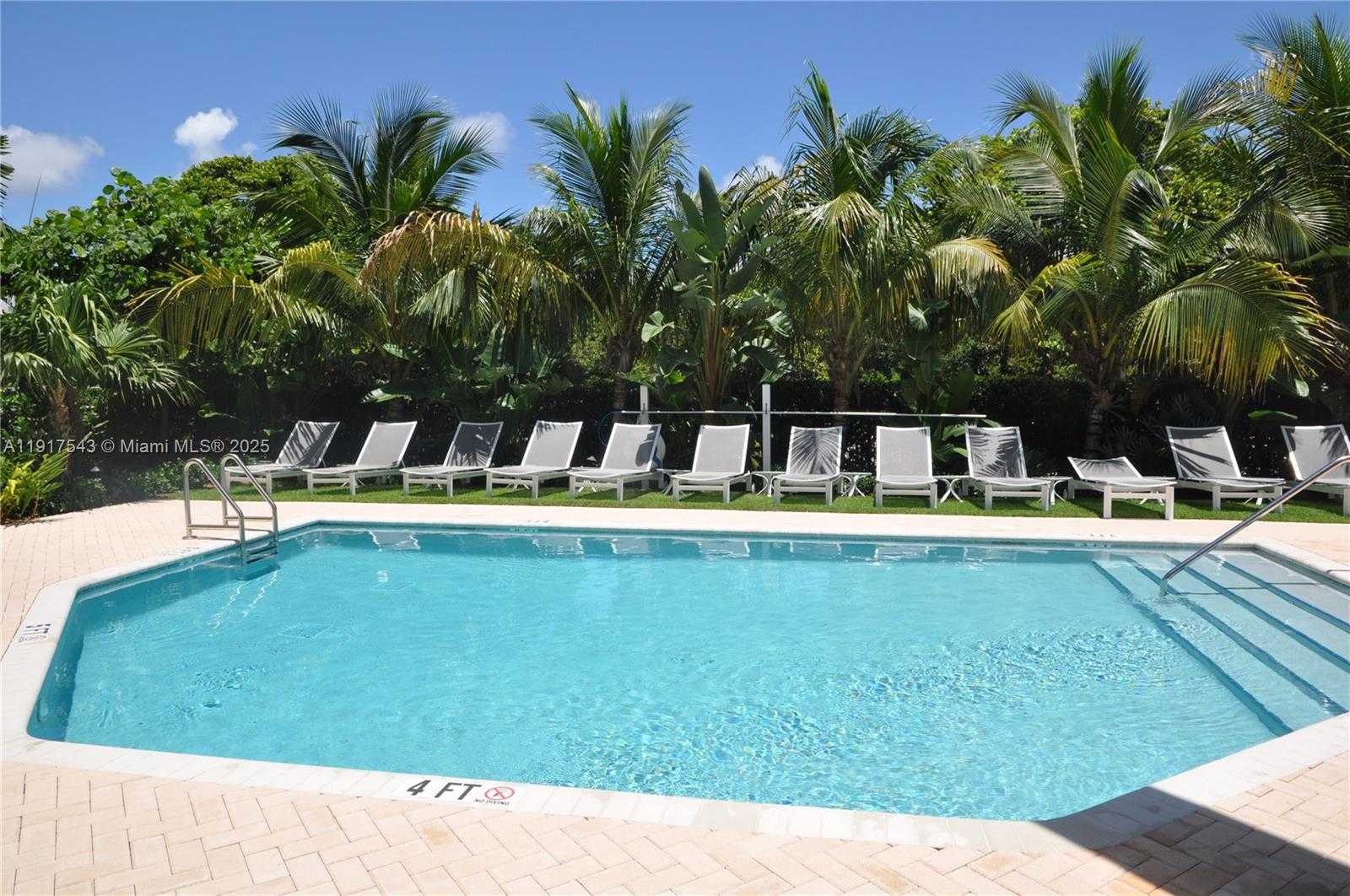 Small Image of 2100 PARK AVE #406, Miami Beach Number 21
