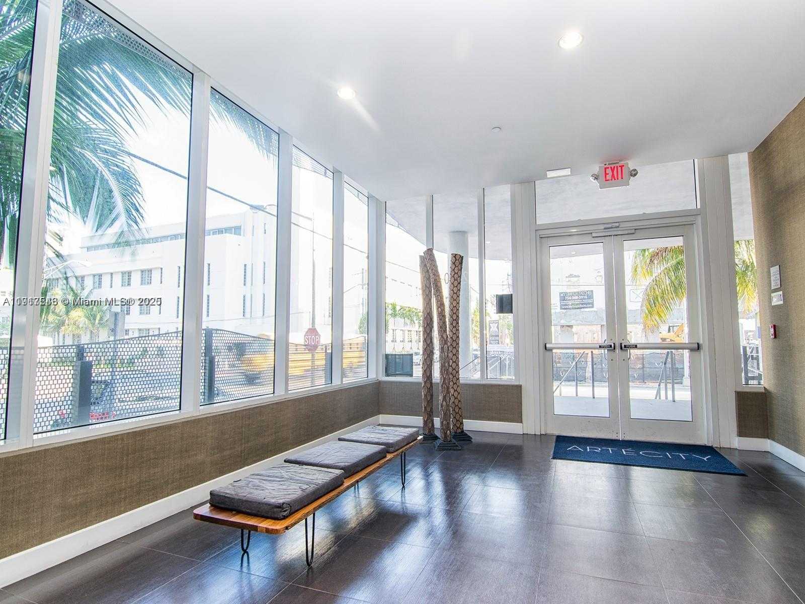 Small Image of 2100 PARK AVE #406, Miami Beach Number 22