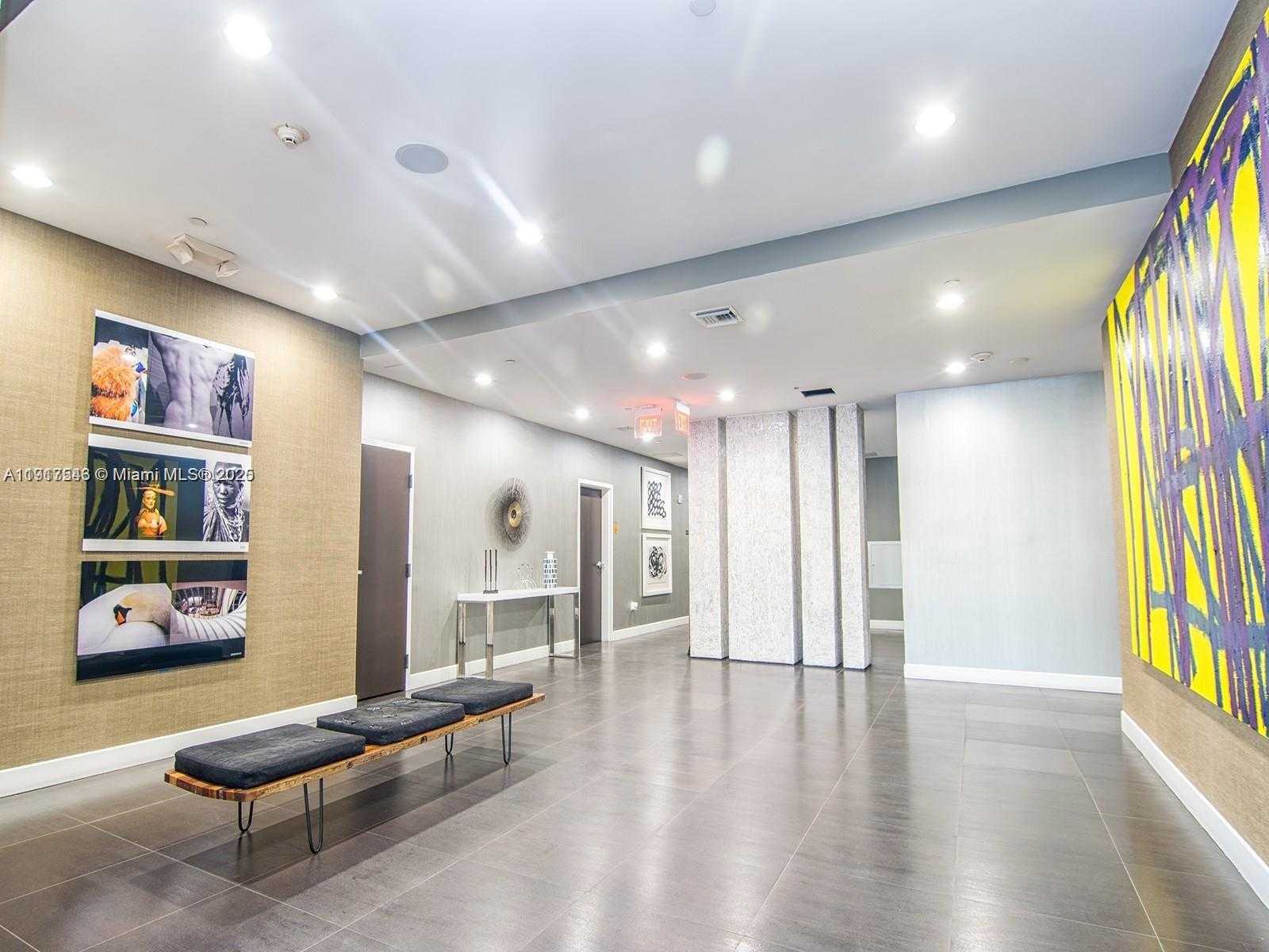 Small Image of 2100 PARK AVE #406, Miami Beach Number 24