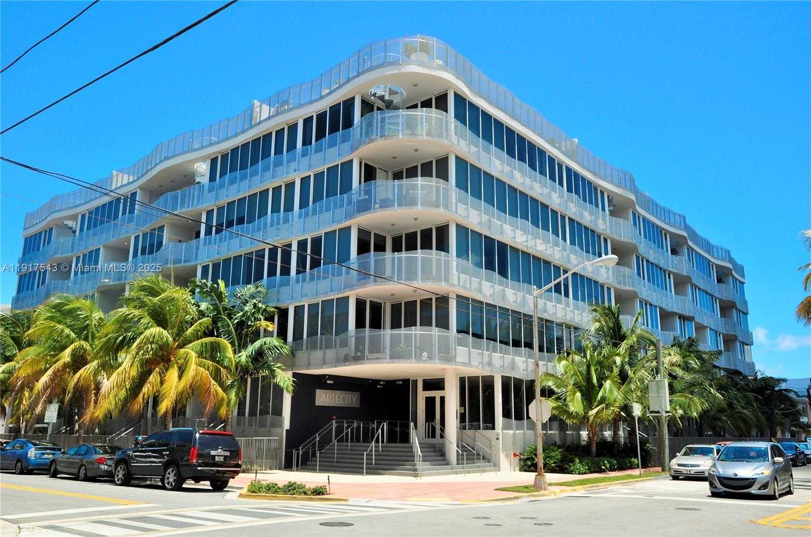Small Image of 2100 PARK AVE #406, Miami Beach Number 26