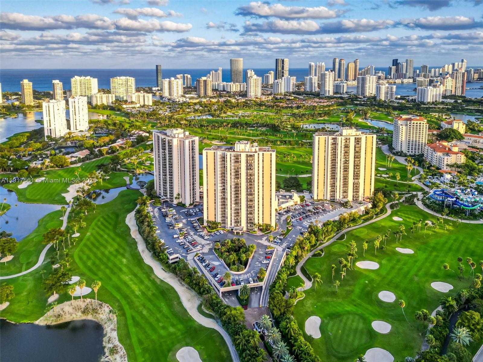 Small Image of 20367 WEST COUNTRY CLUB DR #L25, Aventura Number 13