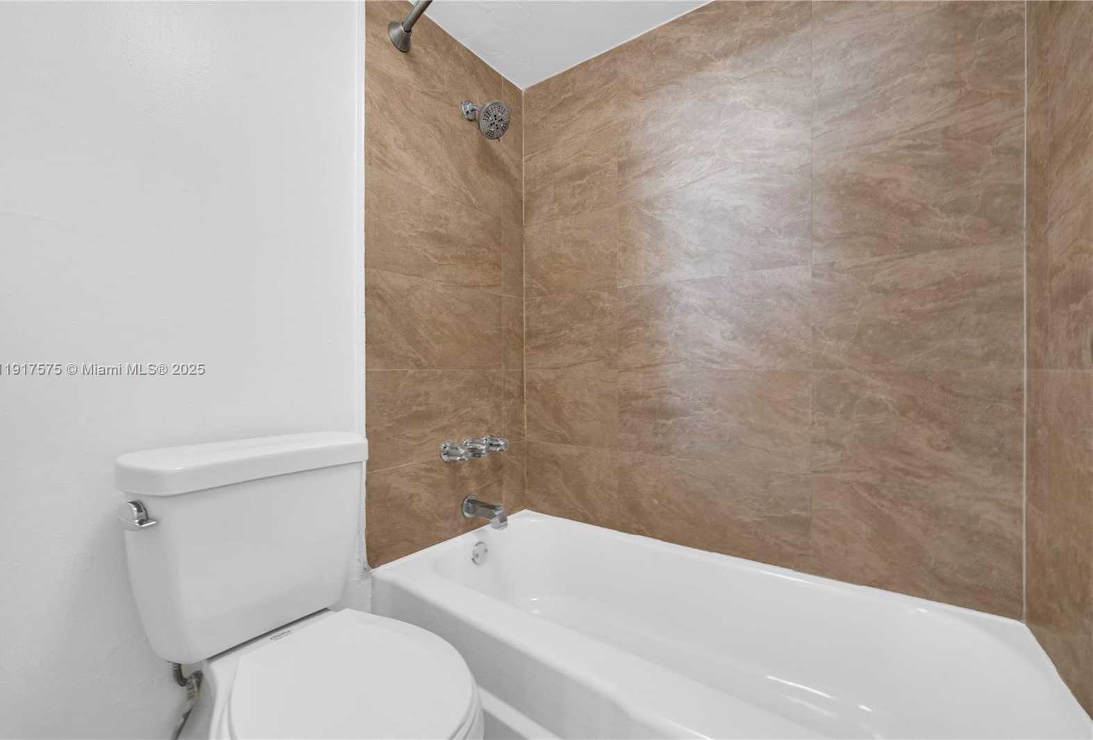 Small Image of 2020 NORTH EAST 135TH ST #805, North Miami Number 15