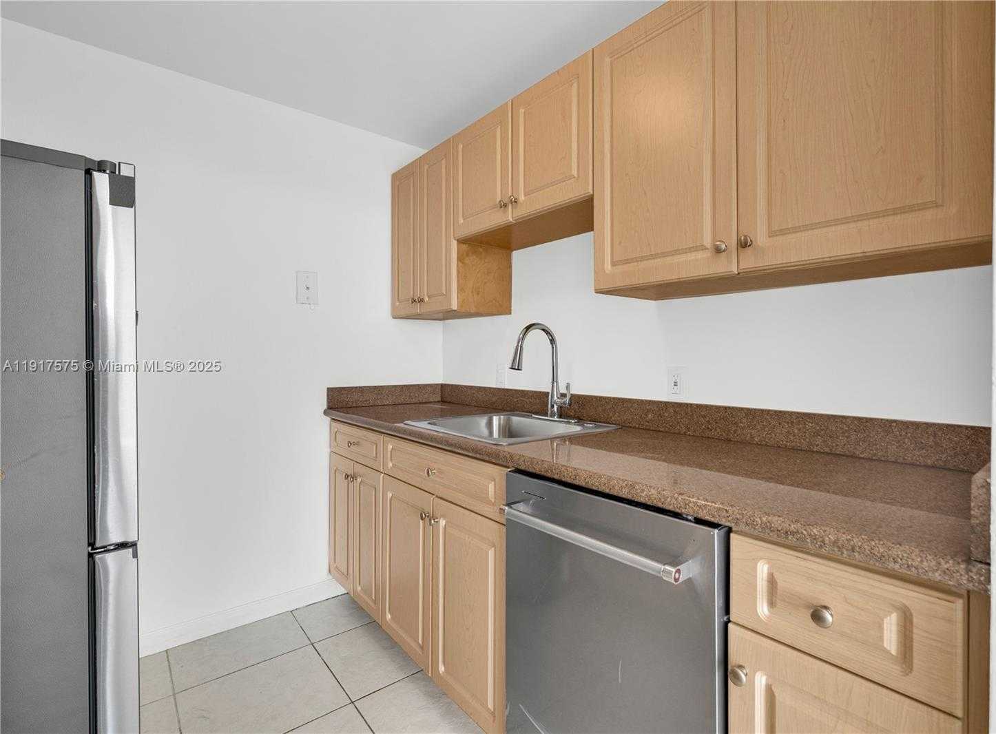 Small Image of 2020 NORTH EAST 135TH ST #805, North Miami Number 18